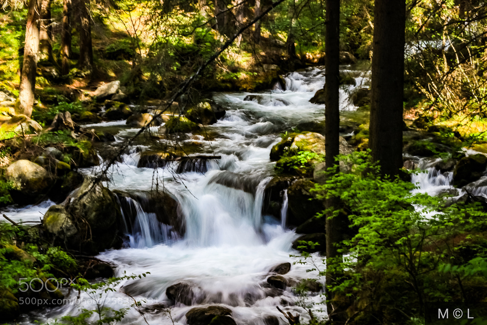 Canon EOS 600D (Rebel EOS T3i / EOS Kiss X5) sample photo. Waterfall photography