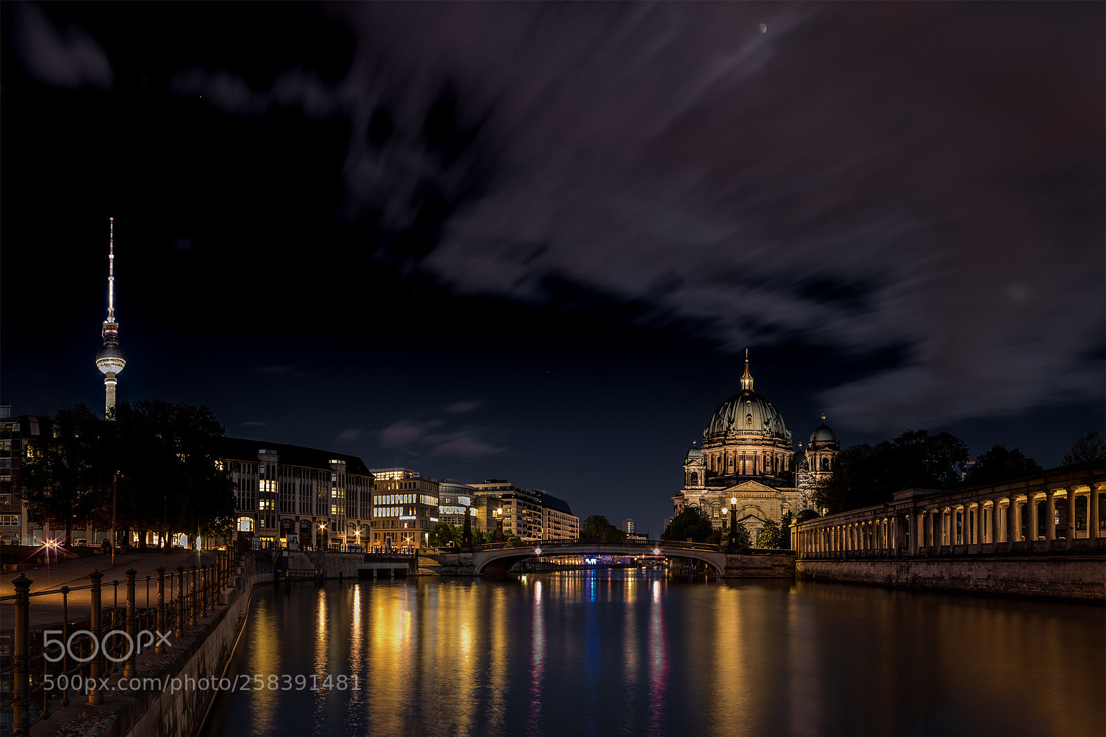 Pentax K-1 sample photo. Cloudy night in berlin photography