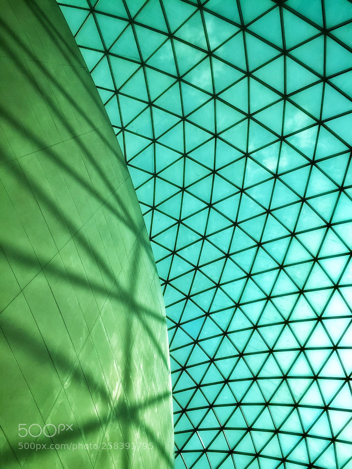 Apple iPhone 6 Plus sample photo. British museum, london  photography