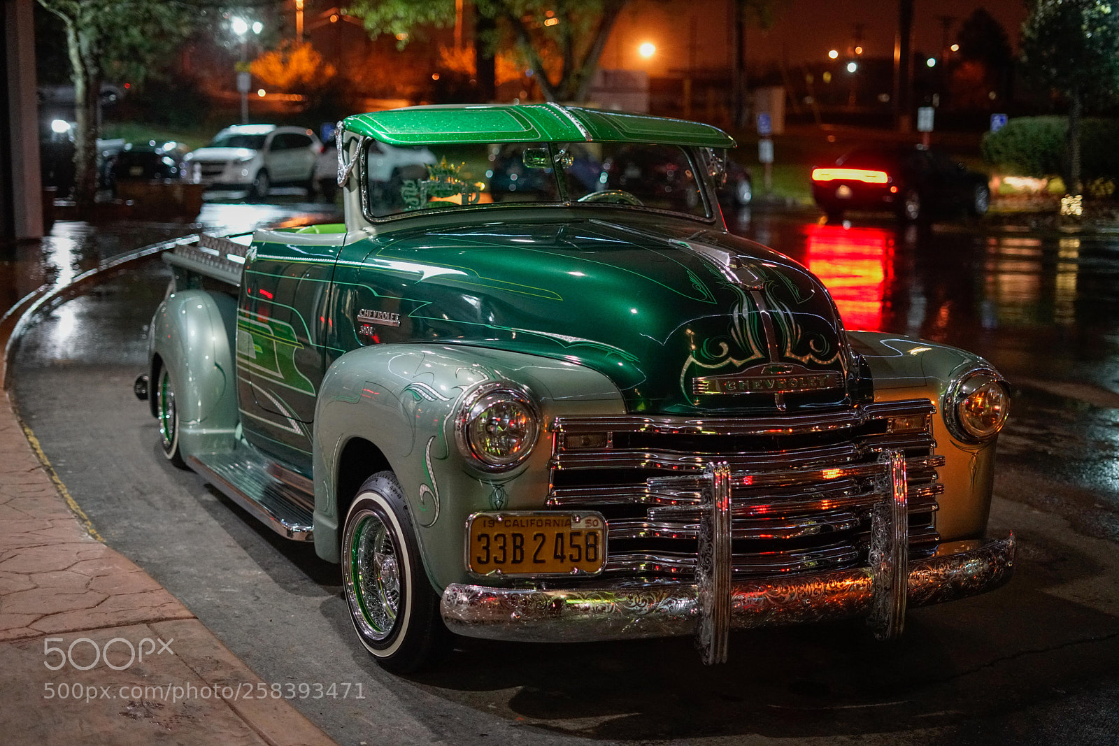 Sony a7R II sample photo. Old green chevrolet photography