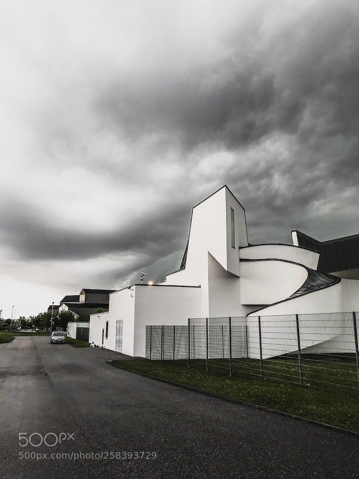 Apple iPhone 7 sample photo. Moody end of a photography