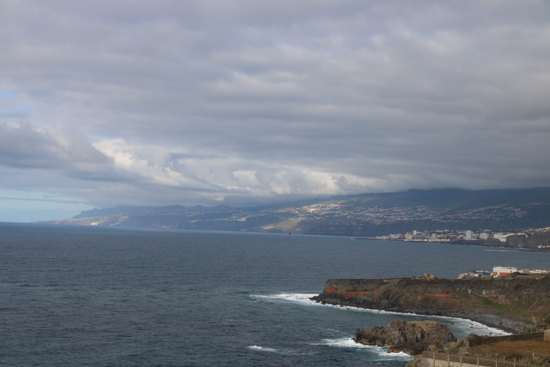 Canon EOS 760D (EOS Rebel T6s / EOS 8000D) sample photo. Puerto de la cruz photography