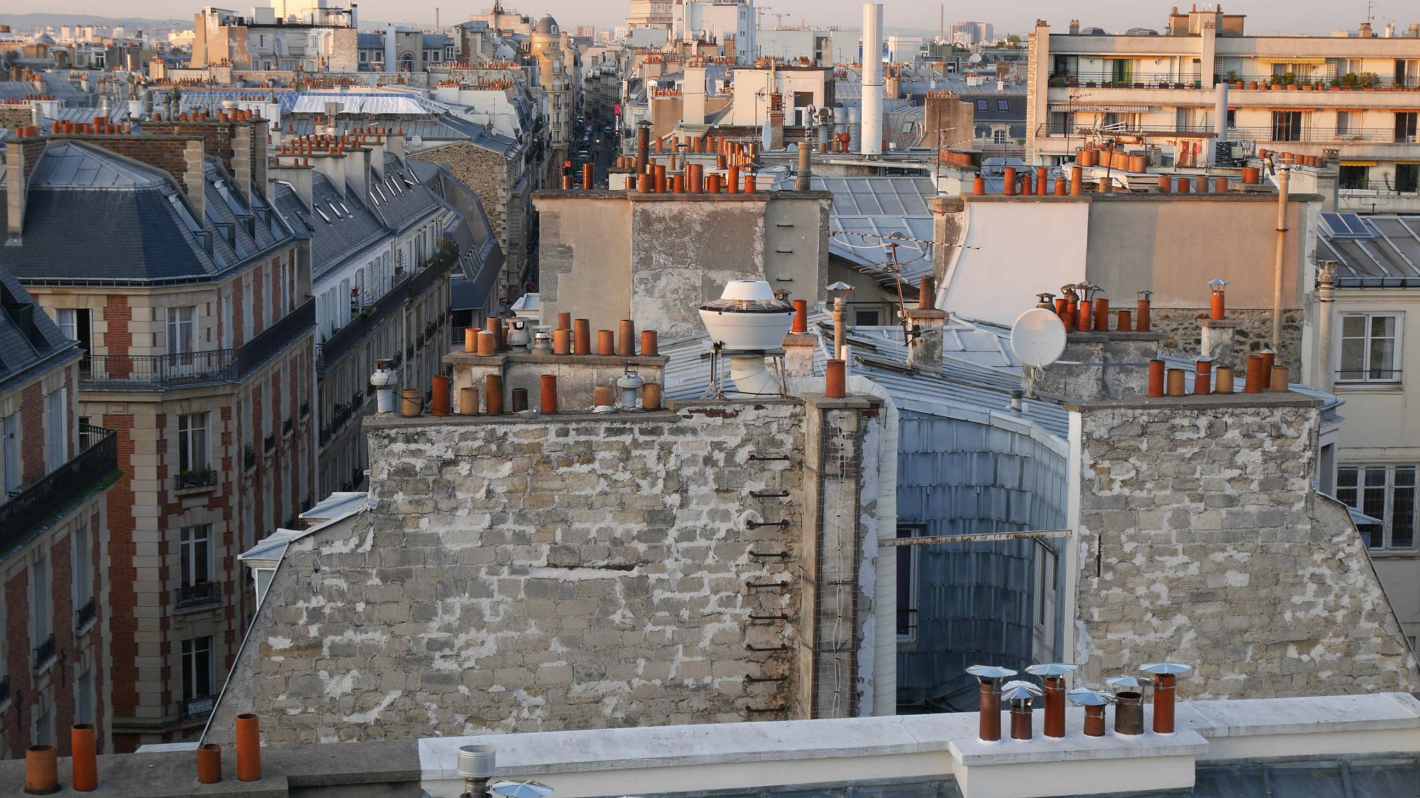 Panasonic Lumix DMC-GM1 sample photo. "chimney pots, right bank" photography