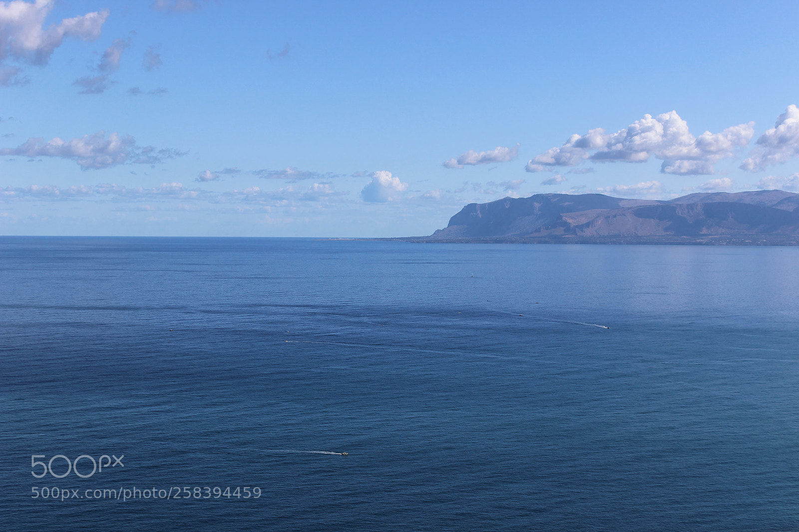 Canon EOS 600D (Rebel EOS T3i / EOS Kiss X5) sample photo. Distance photography