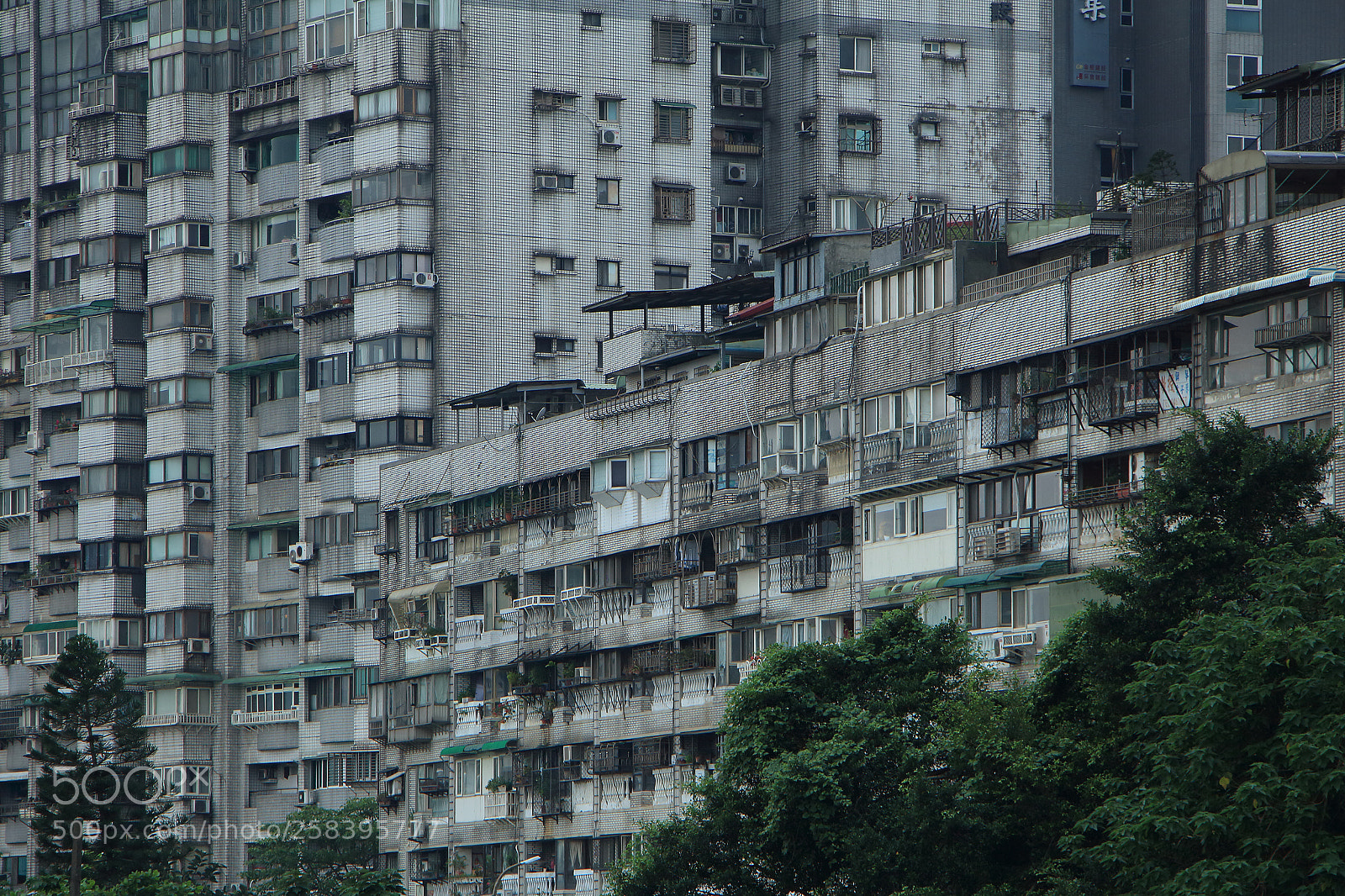 Canon EOS 650D (EOS Rebel T4i / EOS Kiss X6i) sample photo. #urban_pores photography