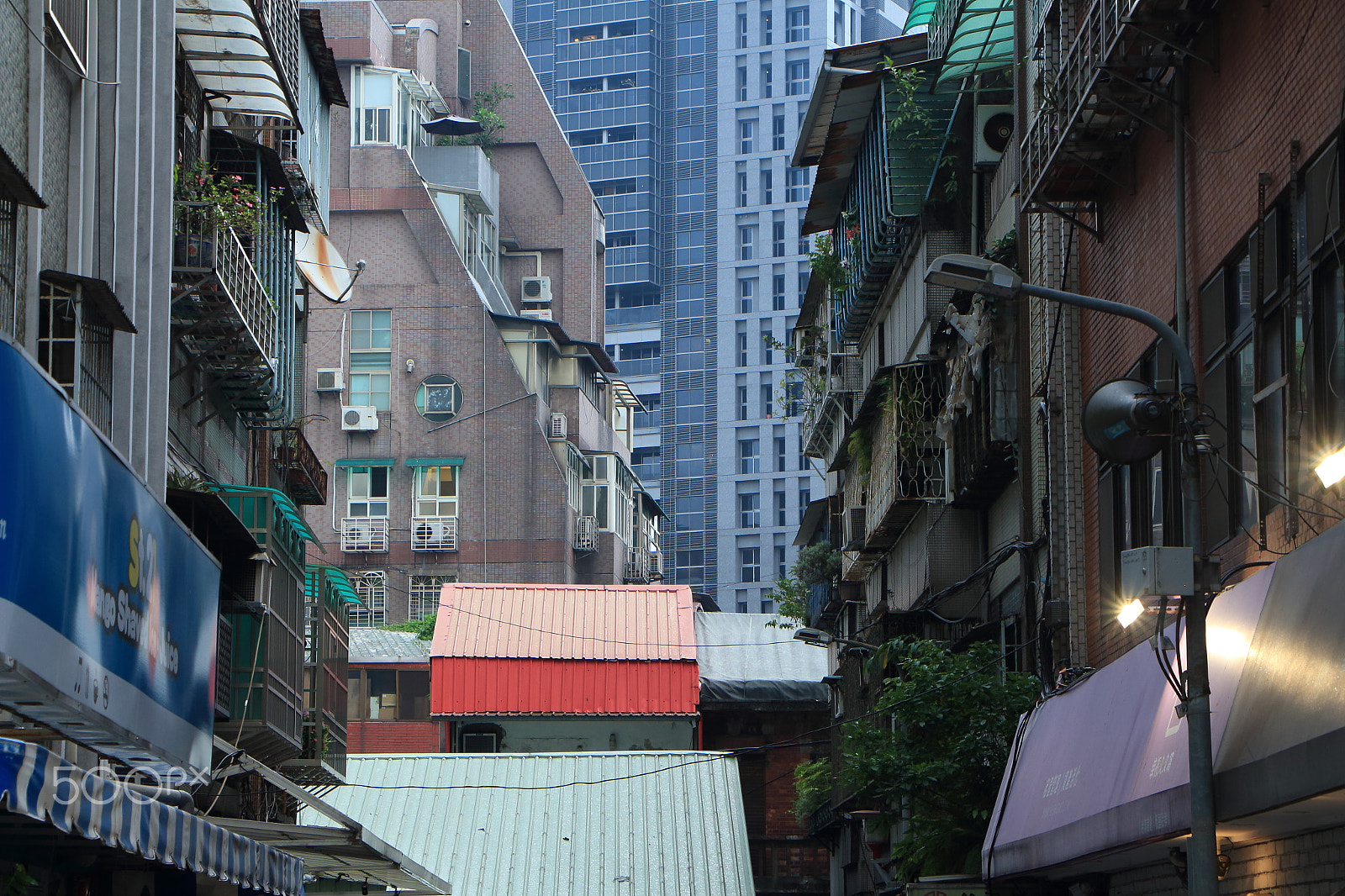 Canon EOS 650D (EOS Rebel T4i / EOS Kiss X6i) sample photo. #urban_pores photography