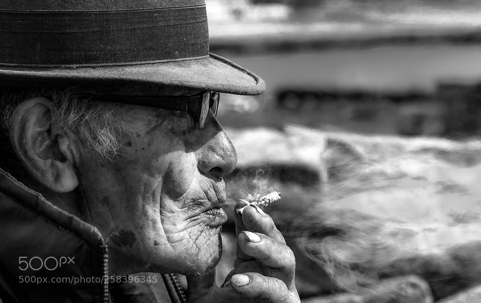 Canon EOS 7D Mark II sample photo. Aymara smoker photography