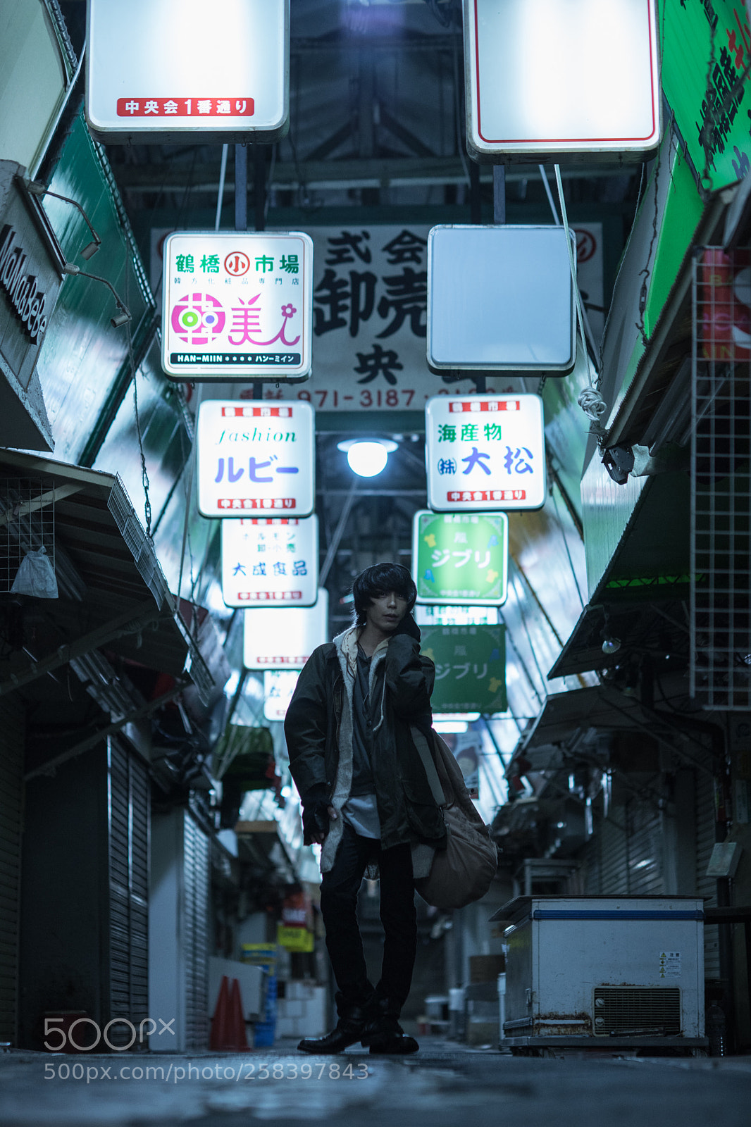 Sony a7 II sample photo. Tsuruhashi street 3 photography