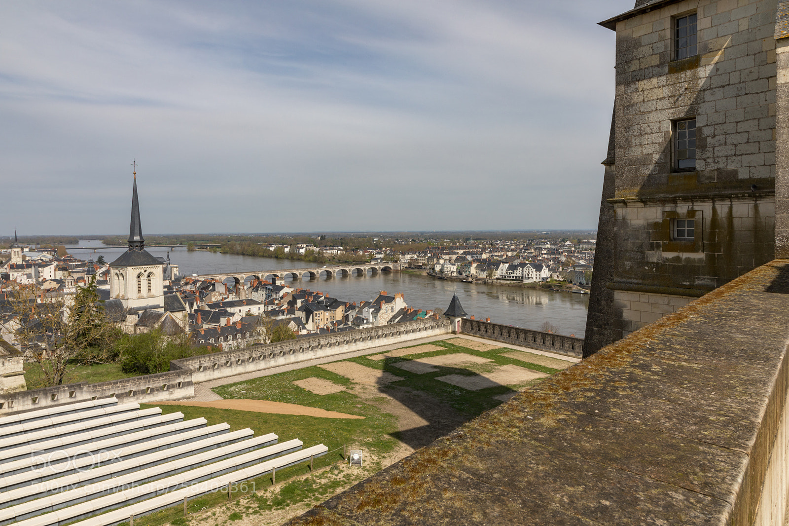 Canon EOS 5D Mark IV sample photo. Wonderful chateau de saumur photography
