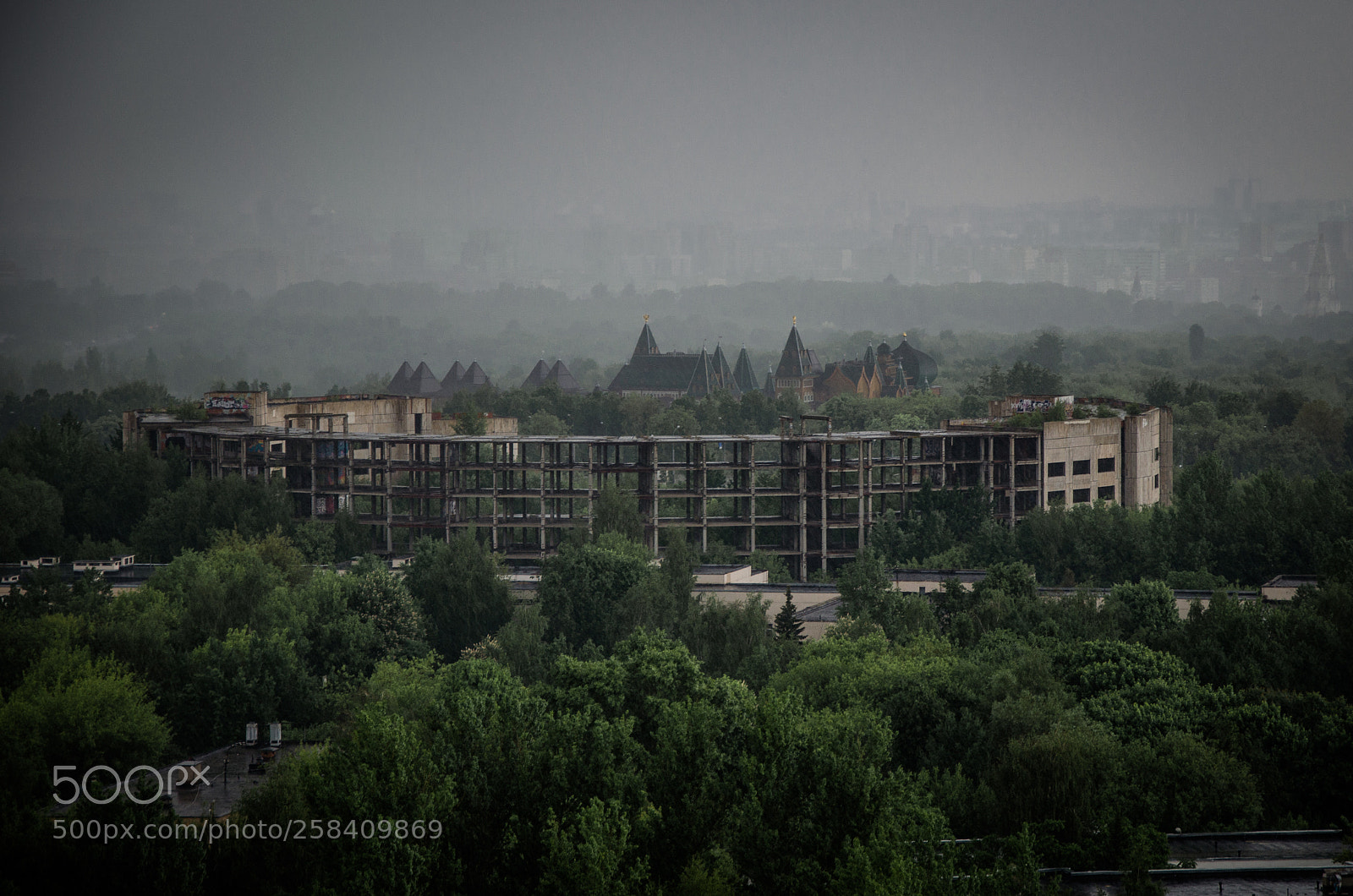 Nikon D5100 sample photo. Moscow rain photography