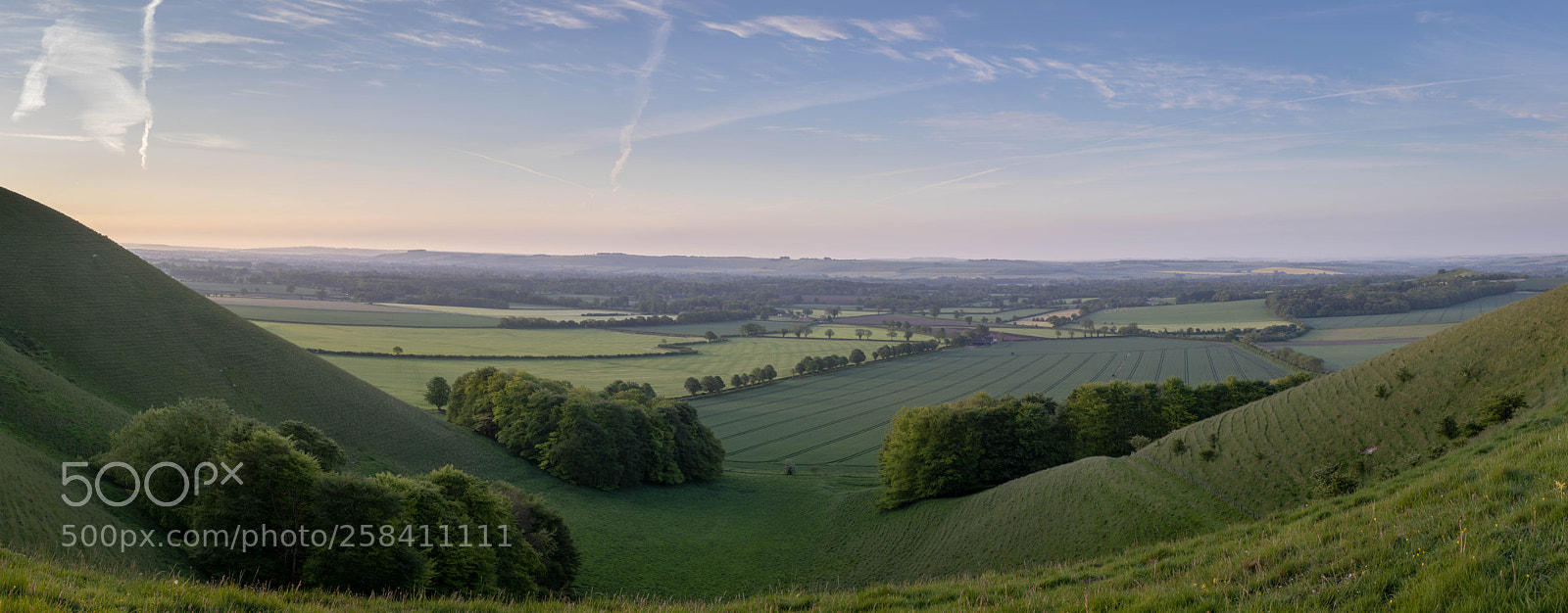 Canon EOS 77D (EOS 9000D / EOS 770D) sample photo. View between two hills photography