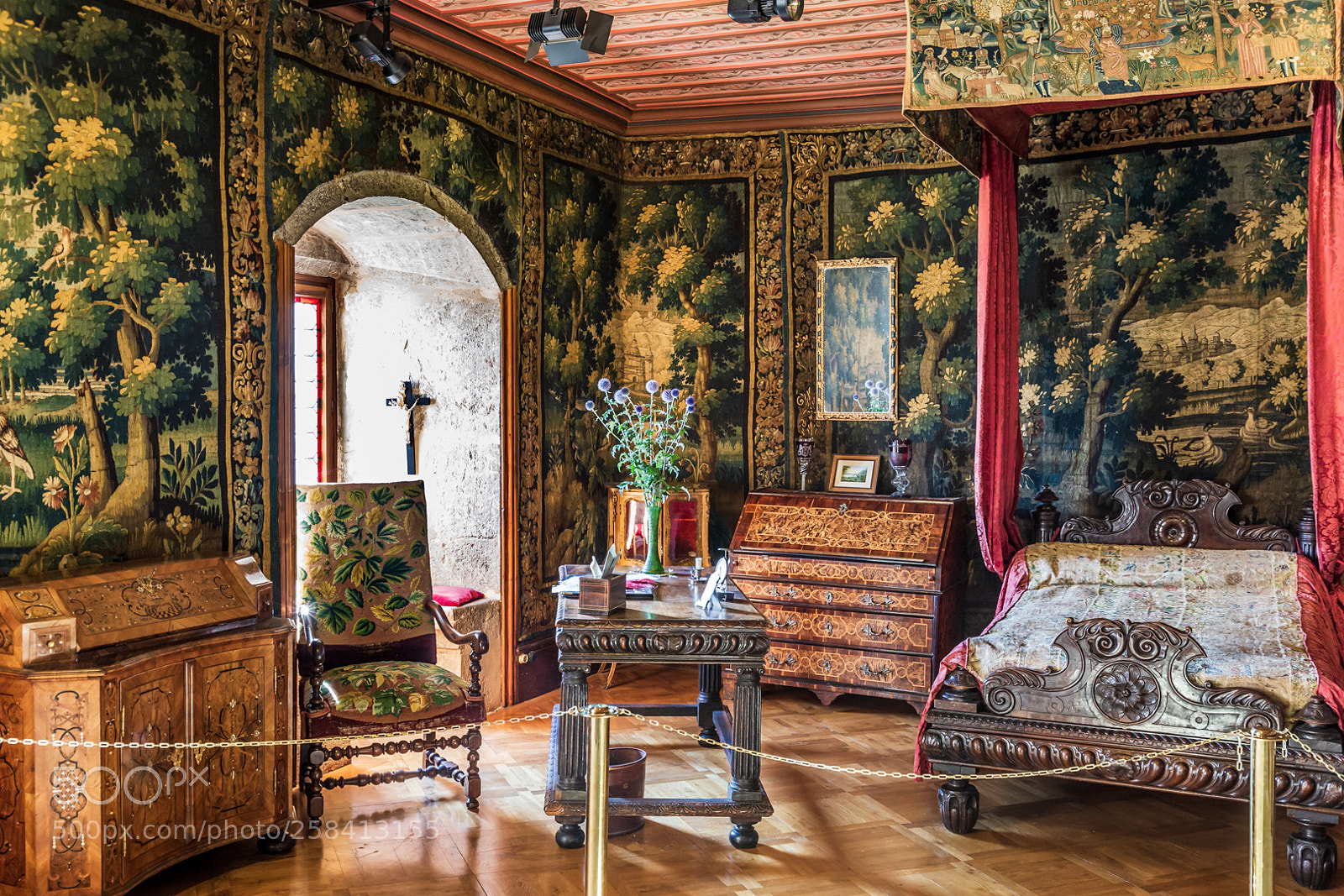 Canon EOS 6D sample photo. Room of the castle photography