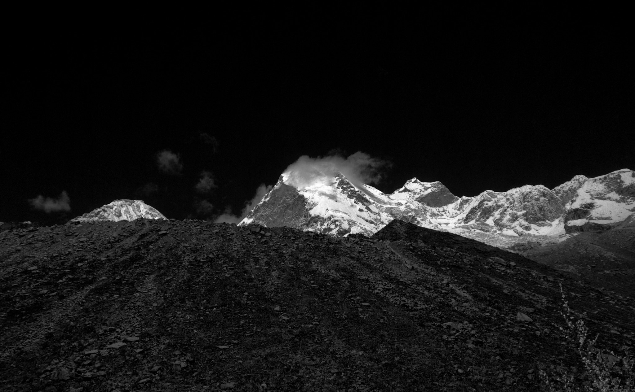 Panasonic Lumix DMC-GF3 sample photo. Paron, peru - infrared black and white photography