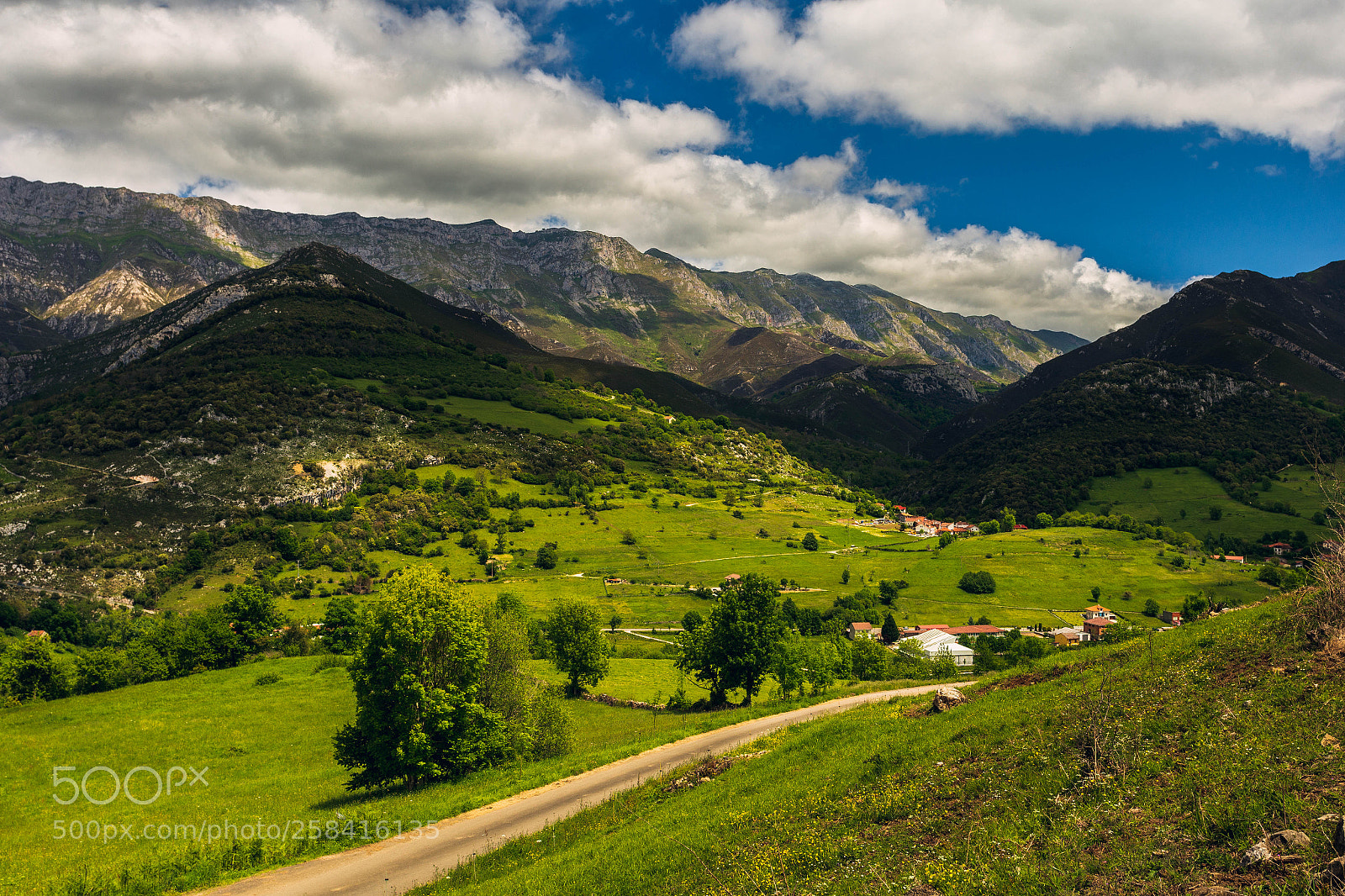 Canon EOS 6D sample photo. Caleya en cabrales photography