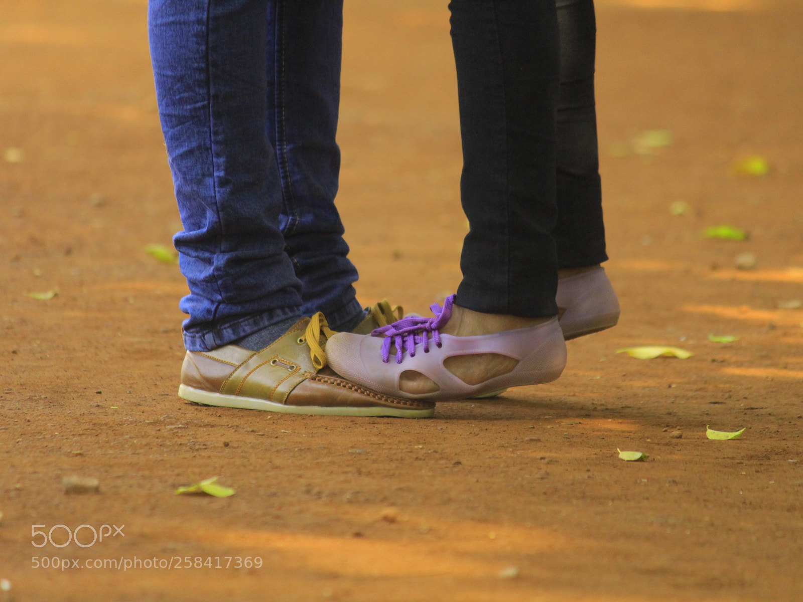 Canon EF-S 55-250mm F4-5.6 IS II sample photo. Lovers photography