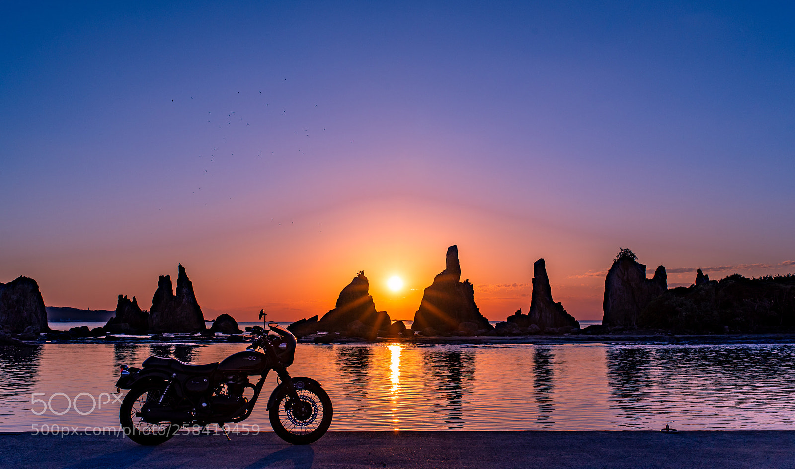 Nikon D750 sample photo. Hashikuiiwa at sunrise photography