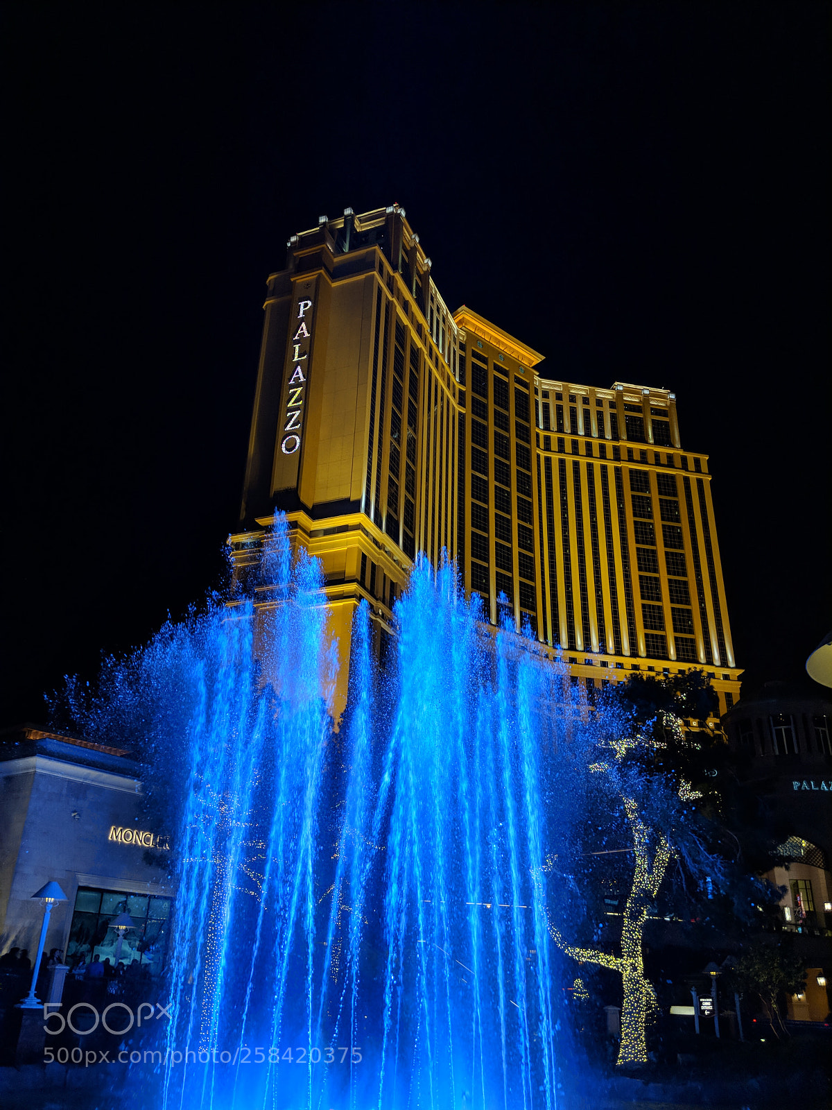 Google Pixel 2 XL sample photo. Untitled photography