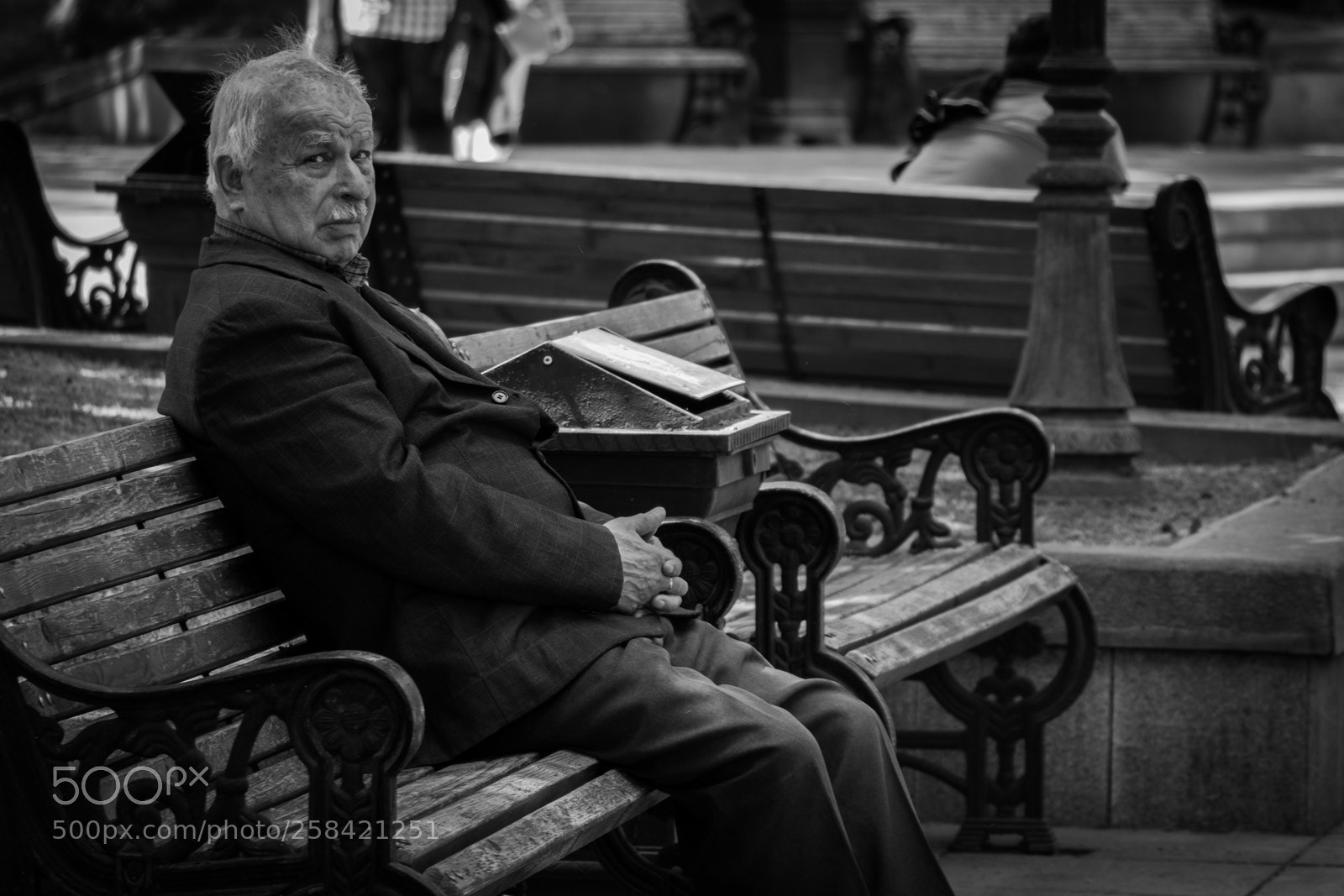 Canon EOS 80D sample photo. Sad old man photography