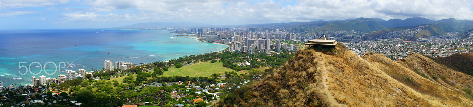 Sony SLT-A37 + Sony DT 18-200mm F3.5-6.3 sample photo. Panorama view of honolulu photography