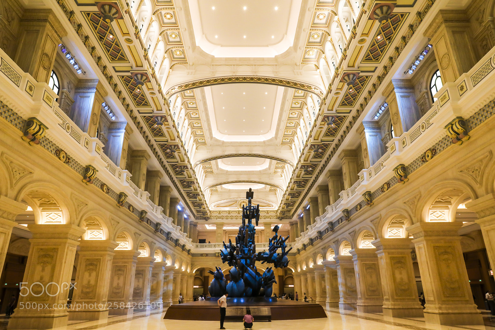 Canon EOS 5D Mark IV sample photo. Horse museum photography