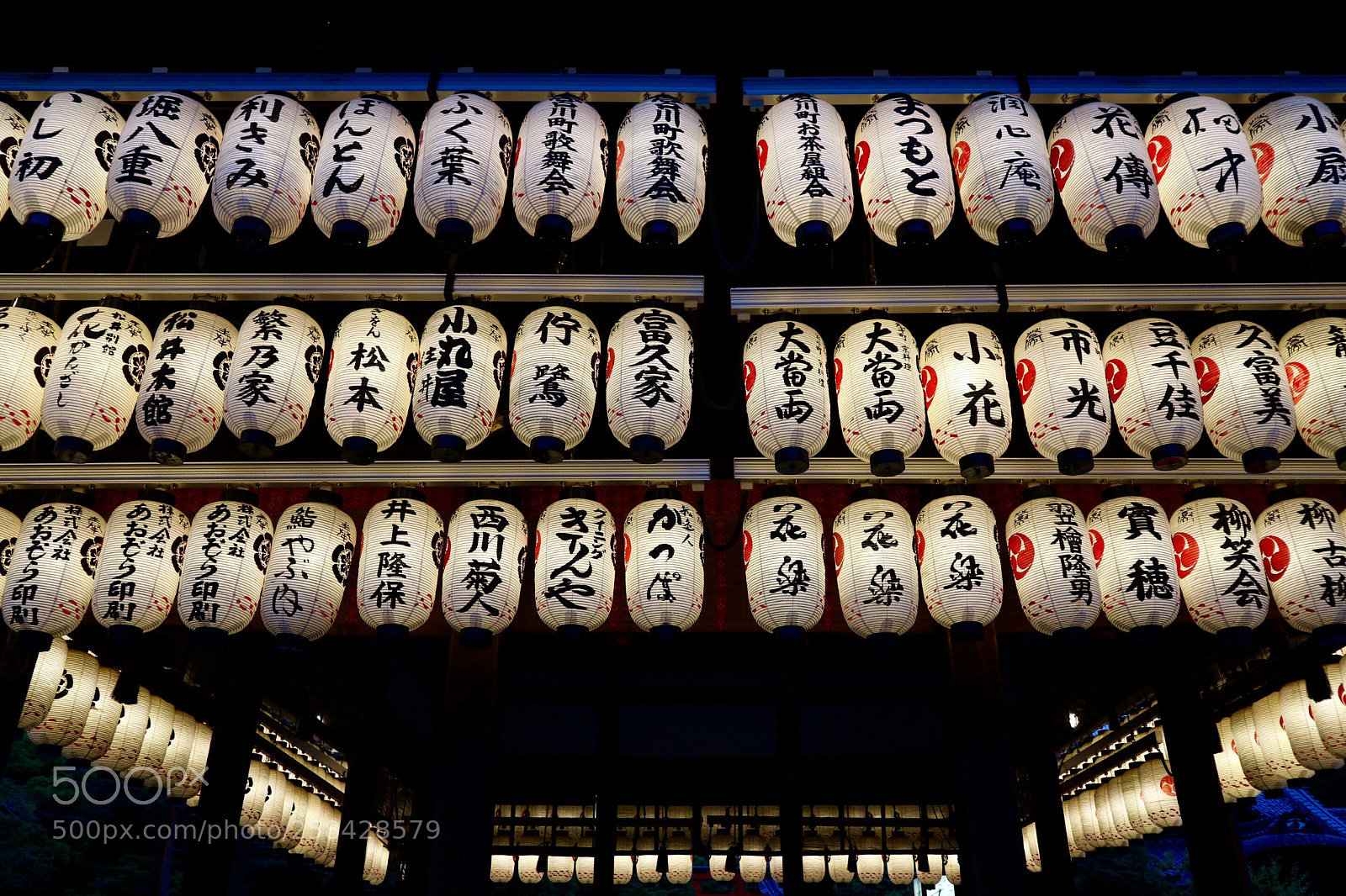 Canon EOS M10 sample photo. Yasaka shrine. photography