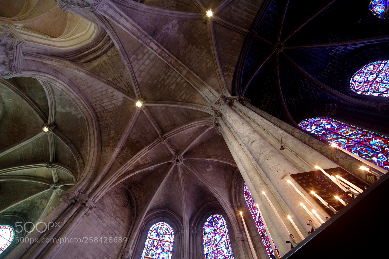 Pentax K-1 sample photo. En regardant vers les photography