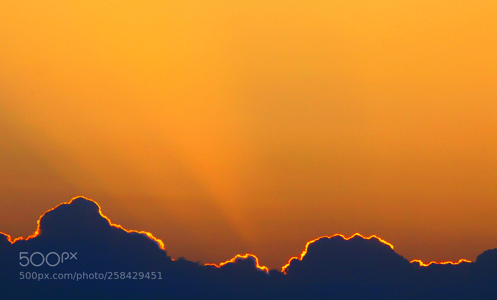 Canon EOS 50D sample photo. Clouds on fire photography