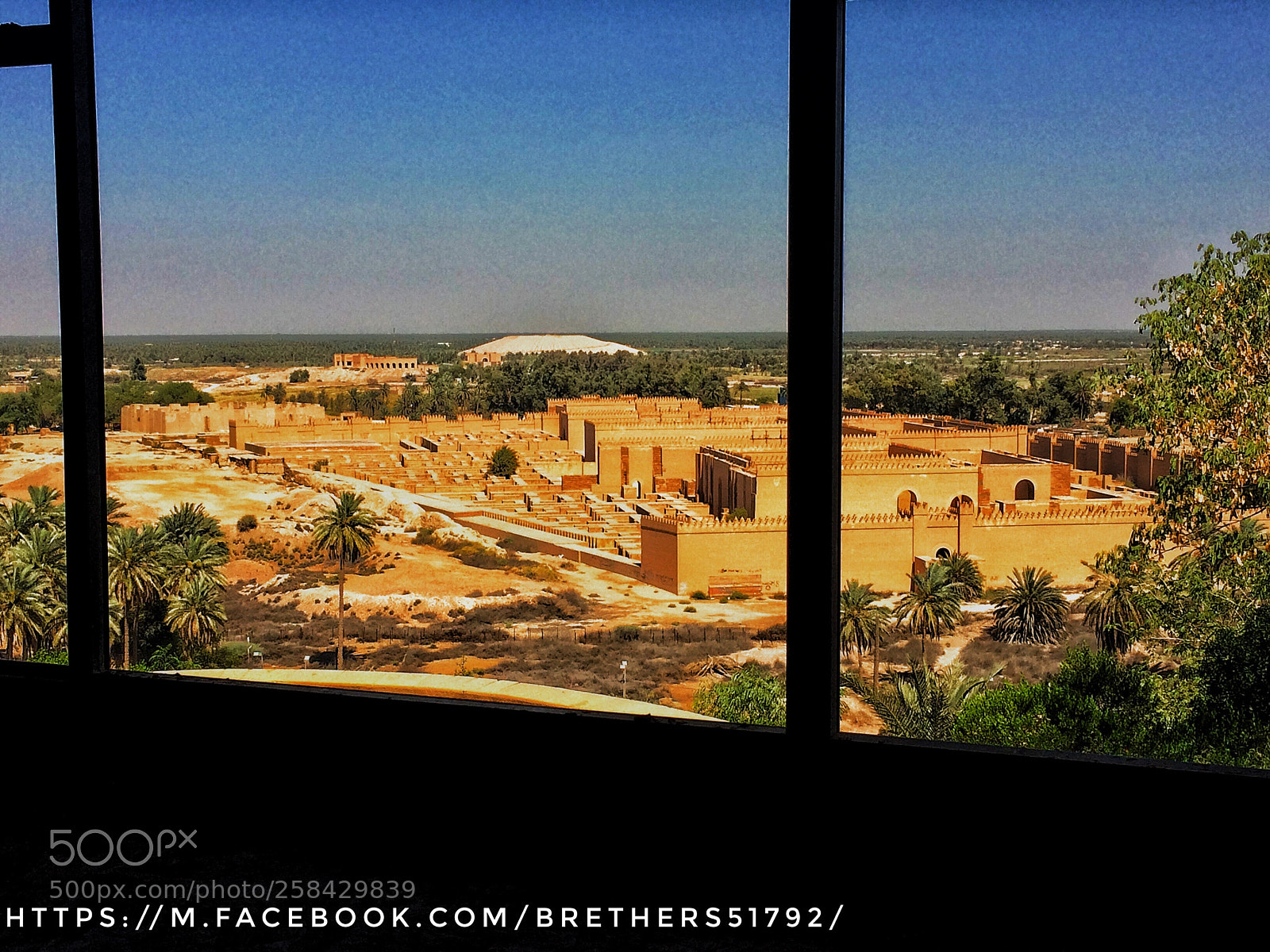 Apple iPhone 5s sample photo. Babylonian antiquities photography