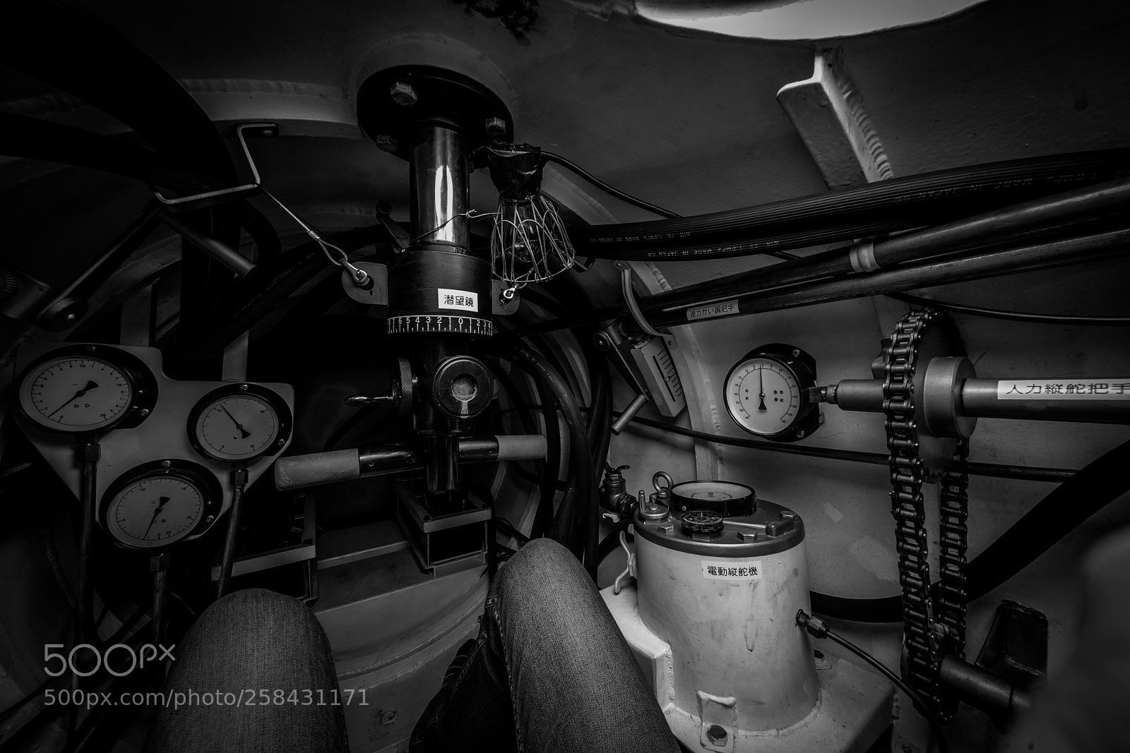 Sony a7R III sample photo. Inside of human torpedo photography
