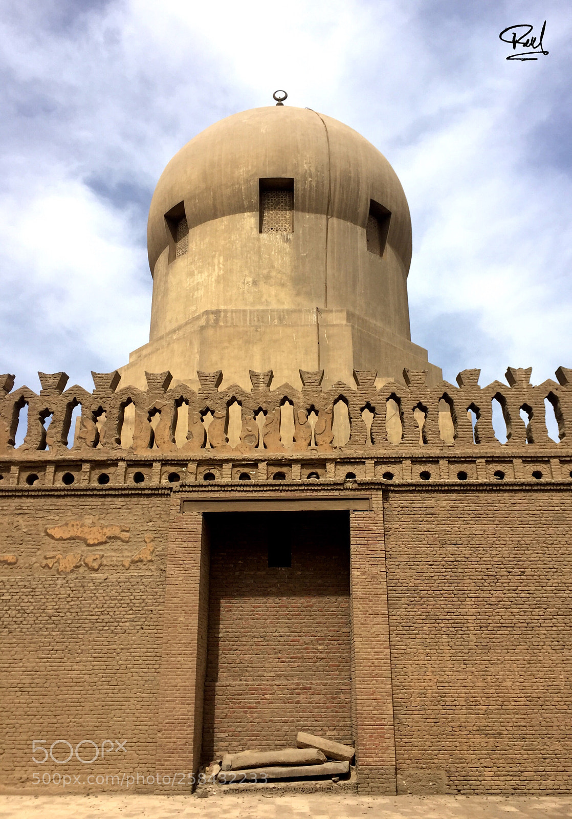 Apple iPhone 6 sample photo. Ibn tulun mosque photography