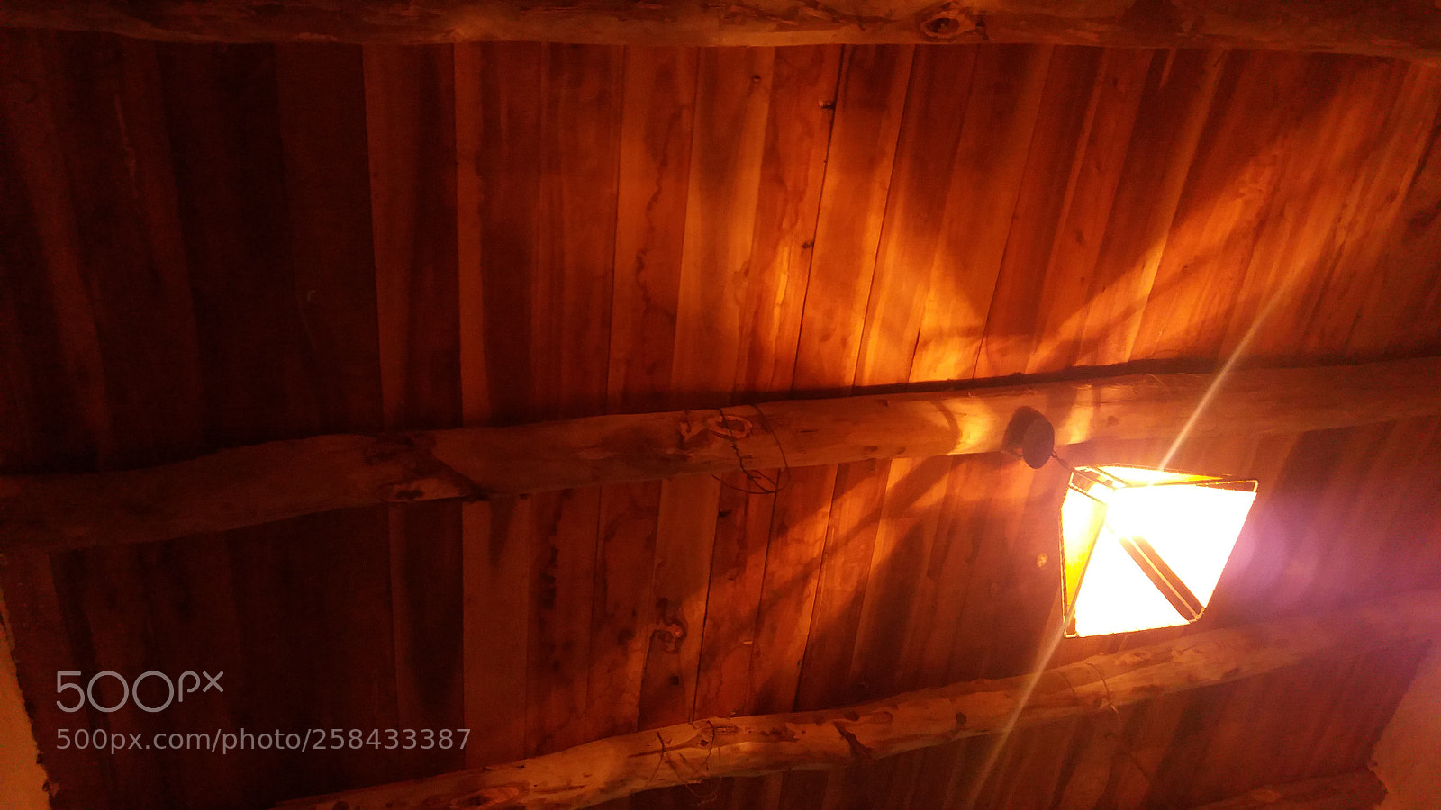 Samsung Galaxy J5 sample photo. House lighting photography