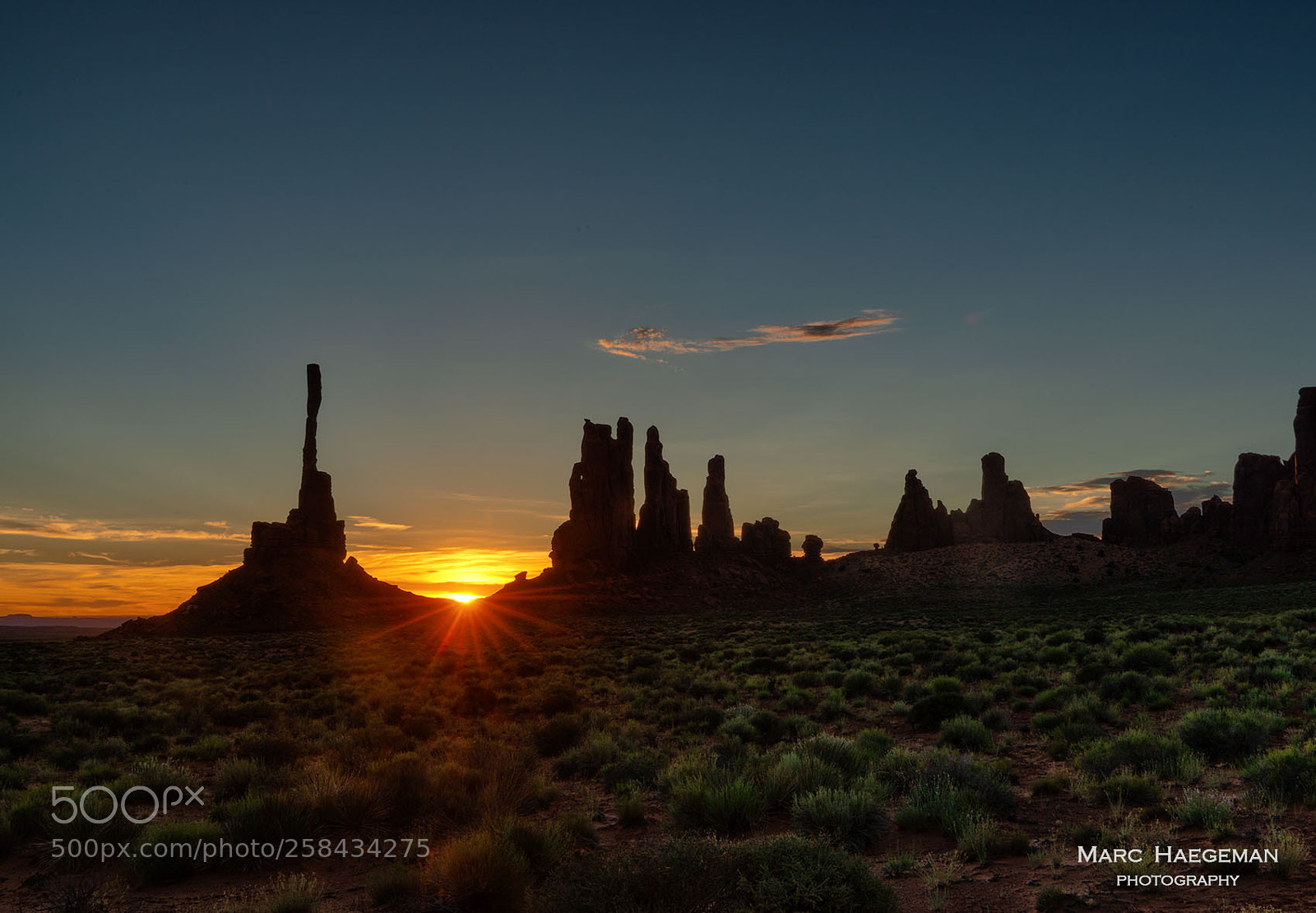 Nikon D800 sample photo. First light in monument photography