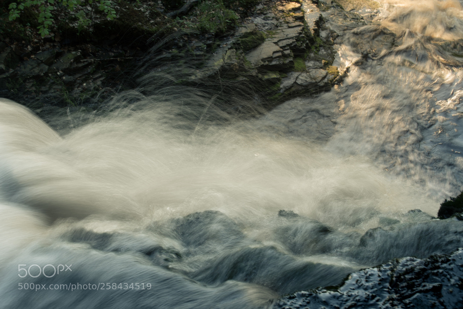 Nikon D750 sample photo. Flow photography