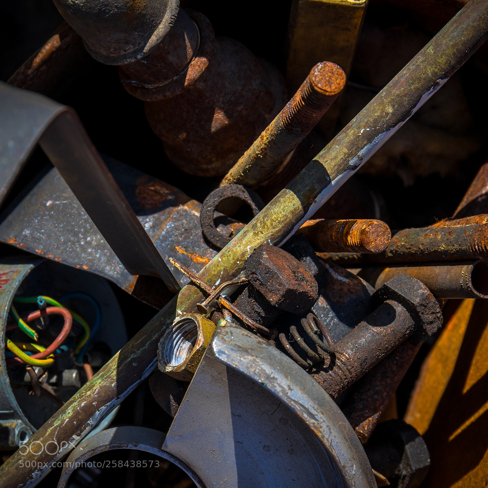 Canon EOS 5D Mark IV sample photo. Junk photography