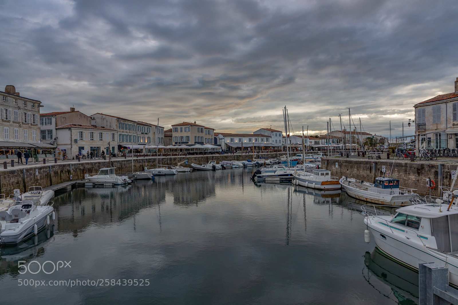 Canon EOS 5D Mark IV sample photo. Saint martin de re photography