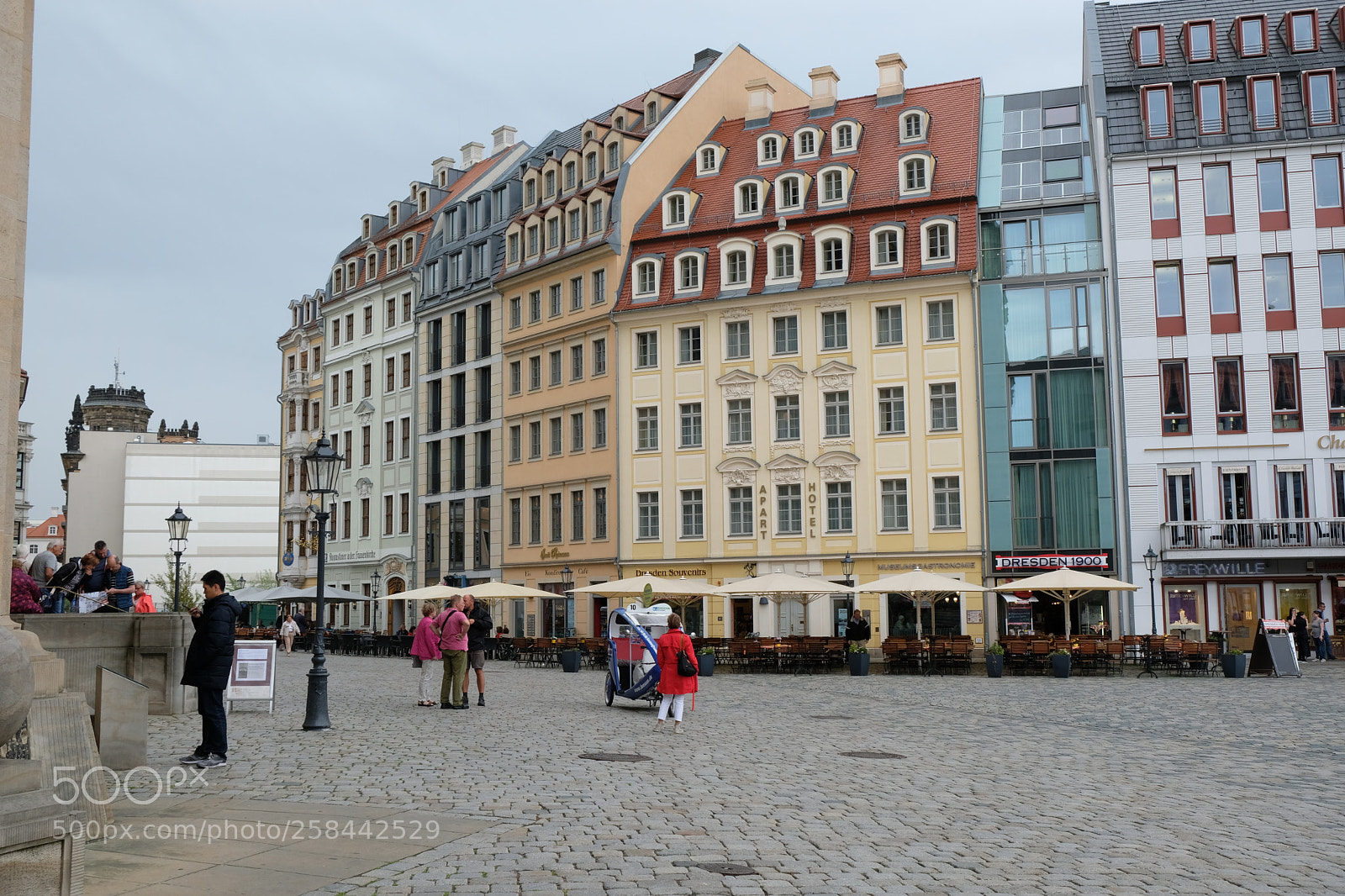 Fujifilm X-Pro2 sample photo. Neumarkt in dresden photography