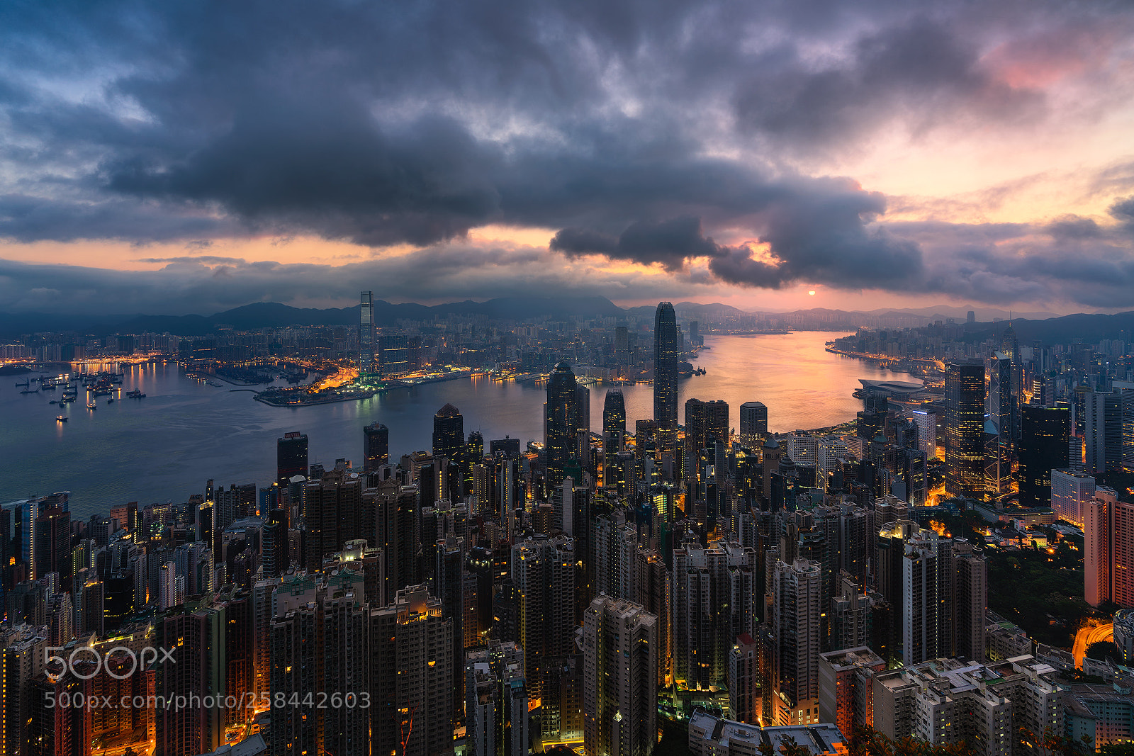 Sony a7R III sample photo. Hong kong sunrise photography