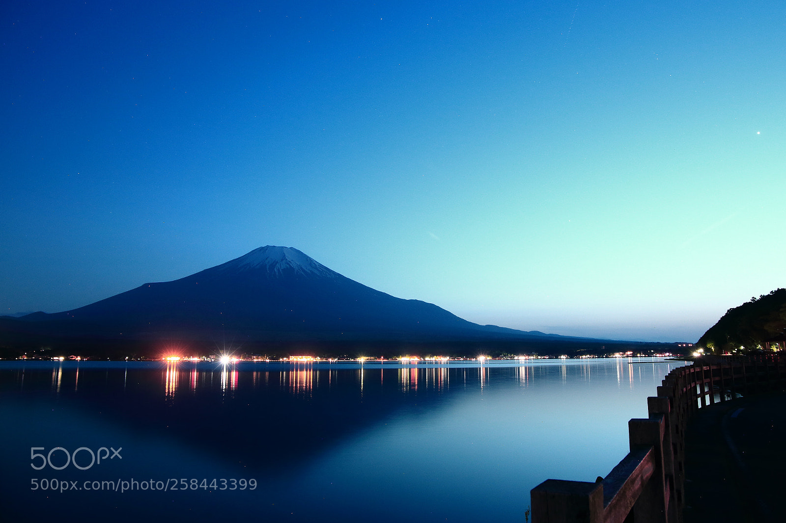 Canon EF 24-105mm F3.5-5.6 IS STM sample photo. Mt.fuji ＆ lake yamanaka photography