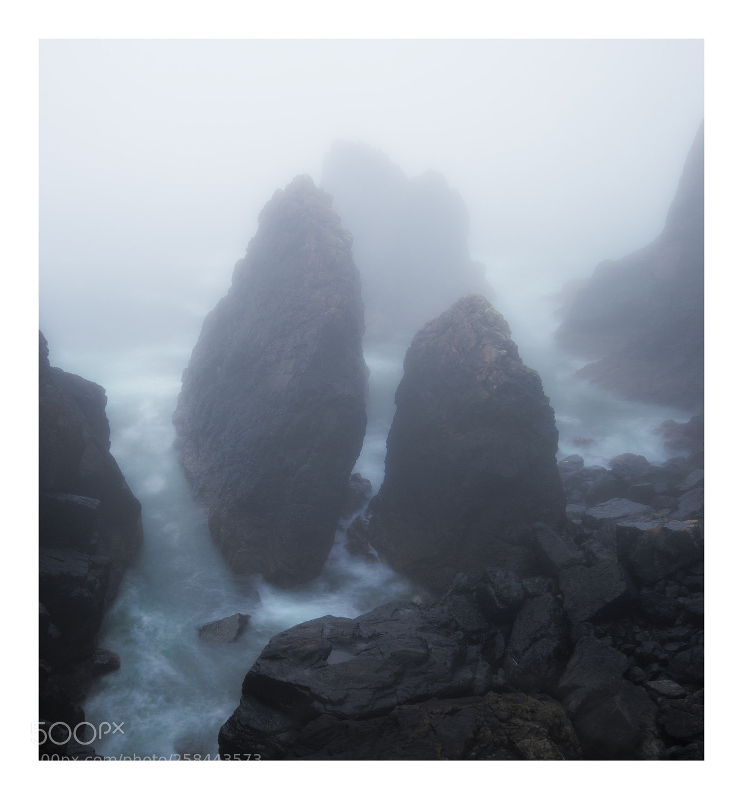 Nikon D810 sample photo. Botallack cliffs photography