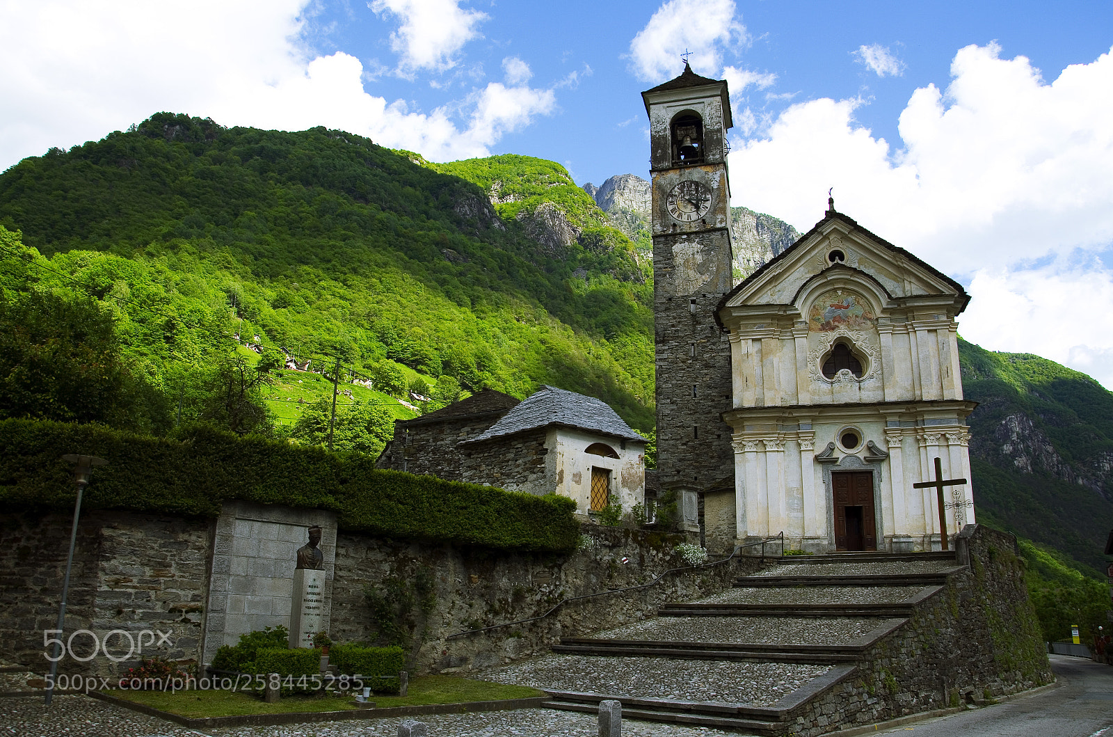 Nikon D7000 sample photo. Old church photography