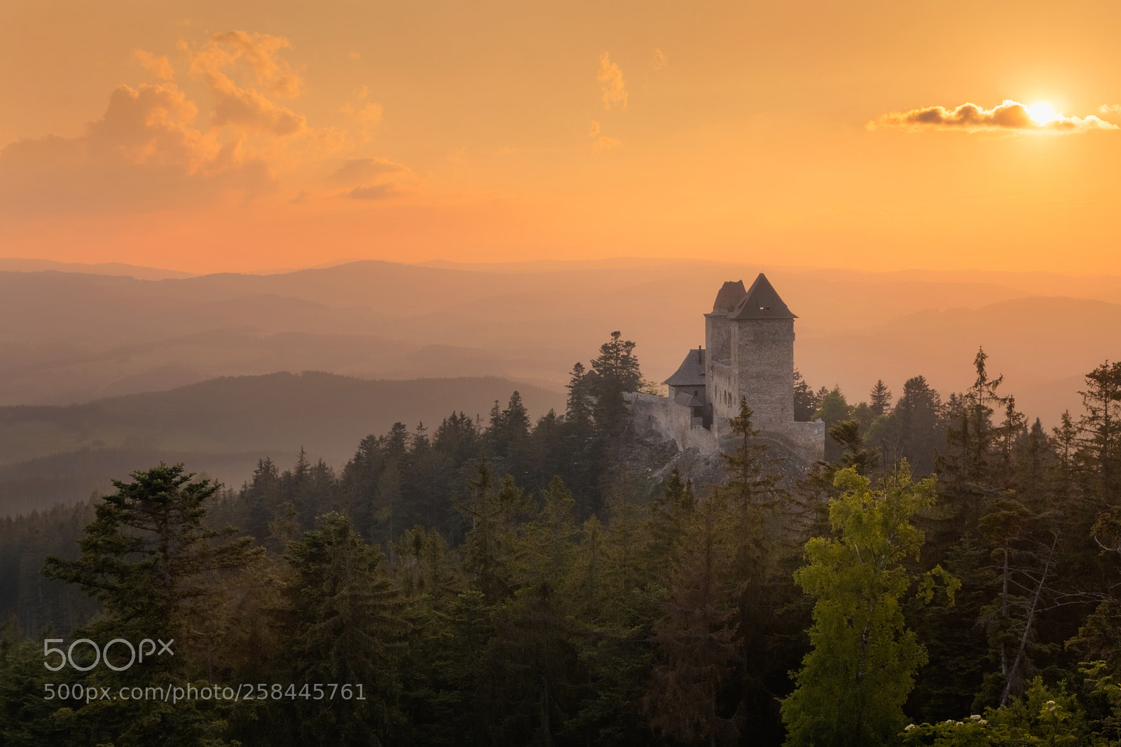 Canon EOS 80D sample photo. Fairytale sunset over kasperk photography