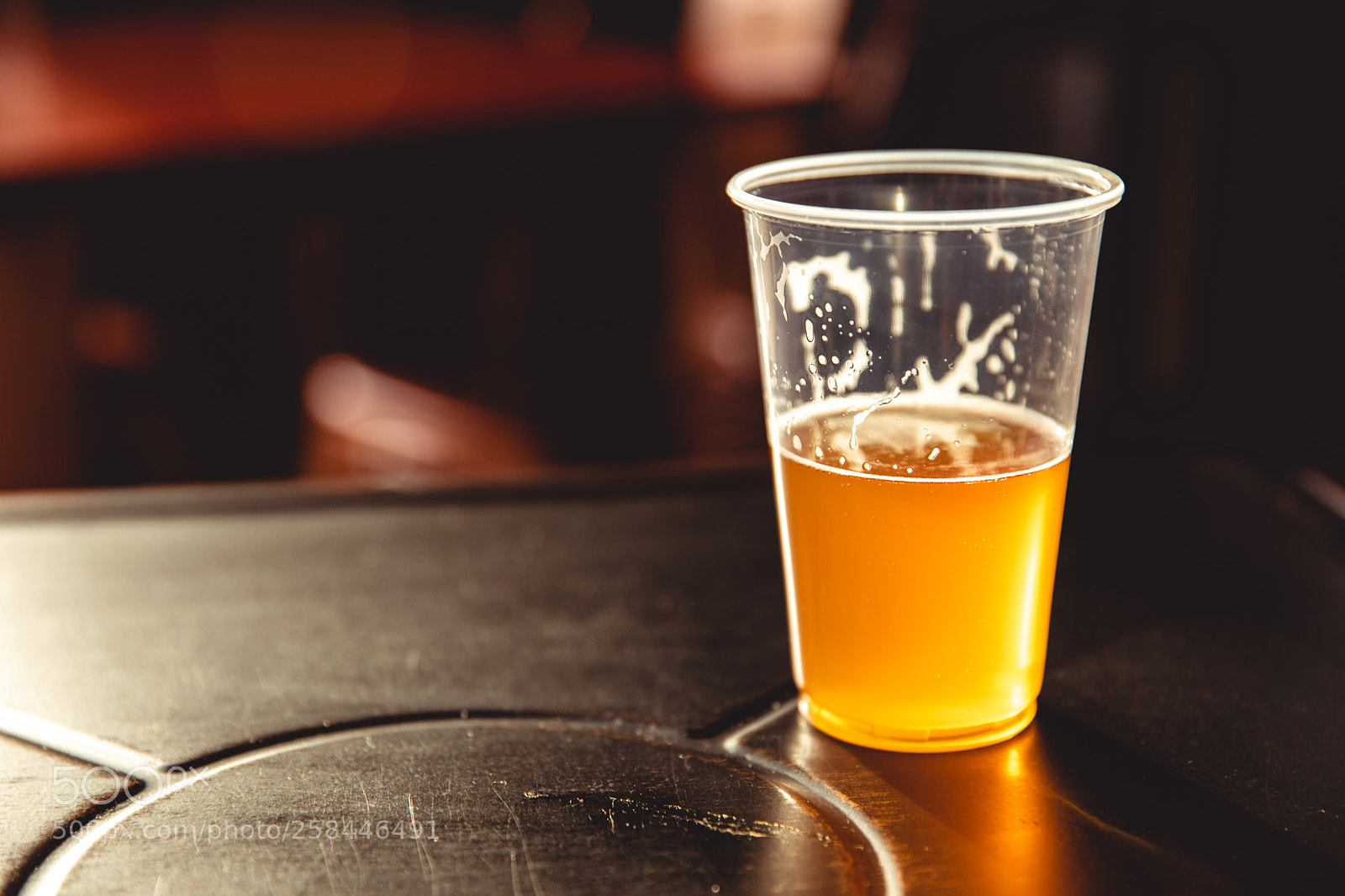 Canon EOS 5D Mark IV sample photo. Beer on a table photography