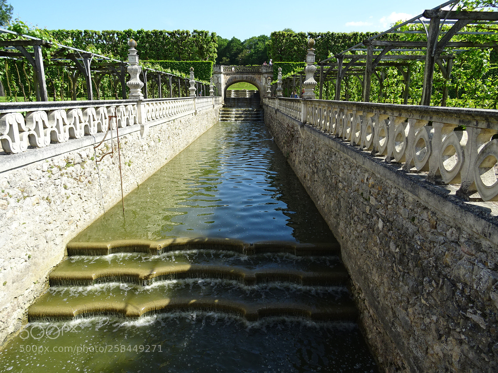 Sony DSC-HX60 sample photo. Escalier d'eau. photography