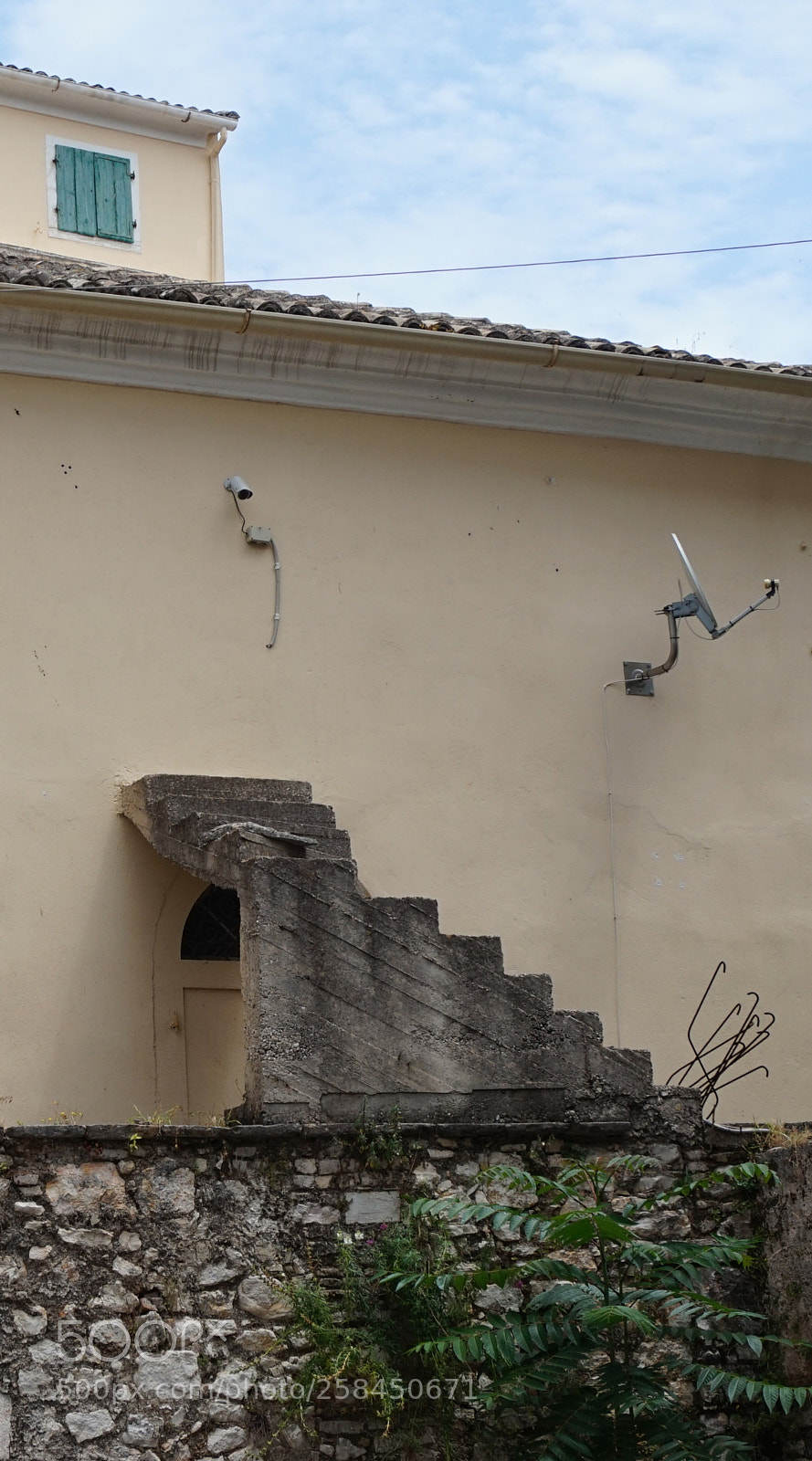 Sony Alpha a5000 (ILCE 5000) sample photo. Stairway to the wall photography