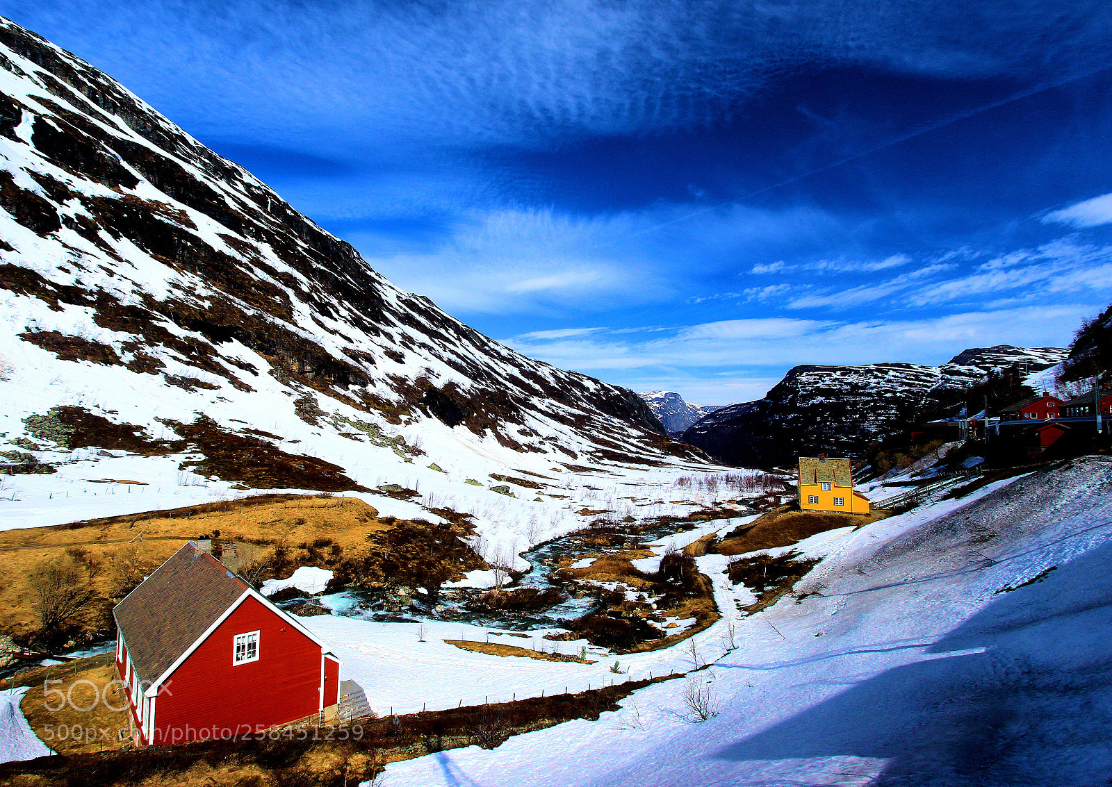 Canon EOS 100D (EOS Rebel SL1 / EOS Kiss X7) sample photo. Remote mountain living photography