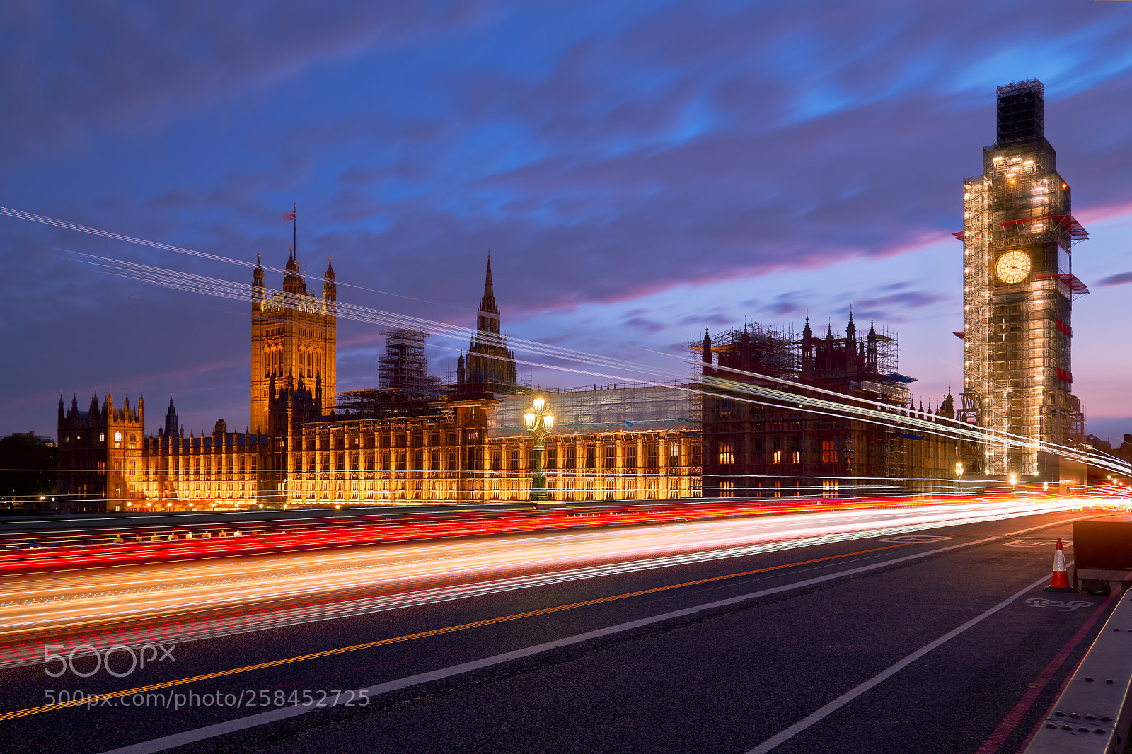 Fujifilm X-T2 sample photo. Light trails on westminster photography