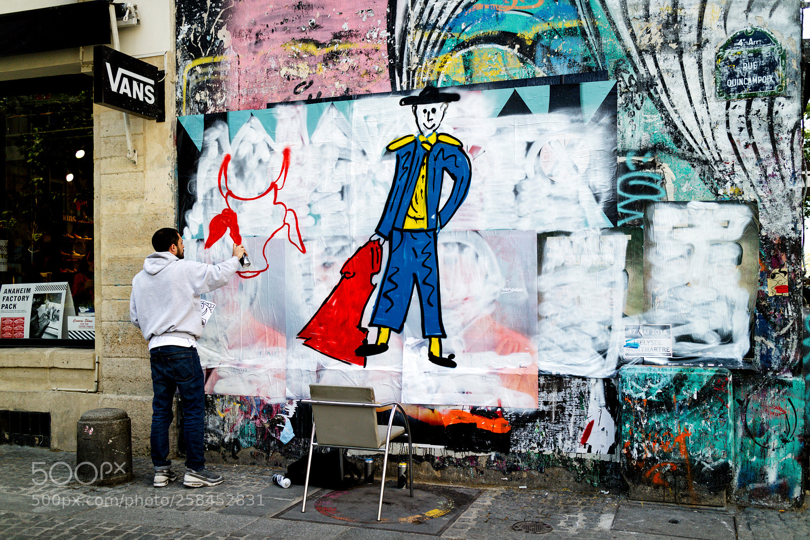 Canon EOS M3 sample photo. The artist photography