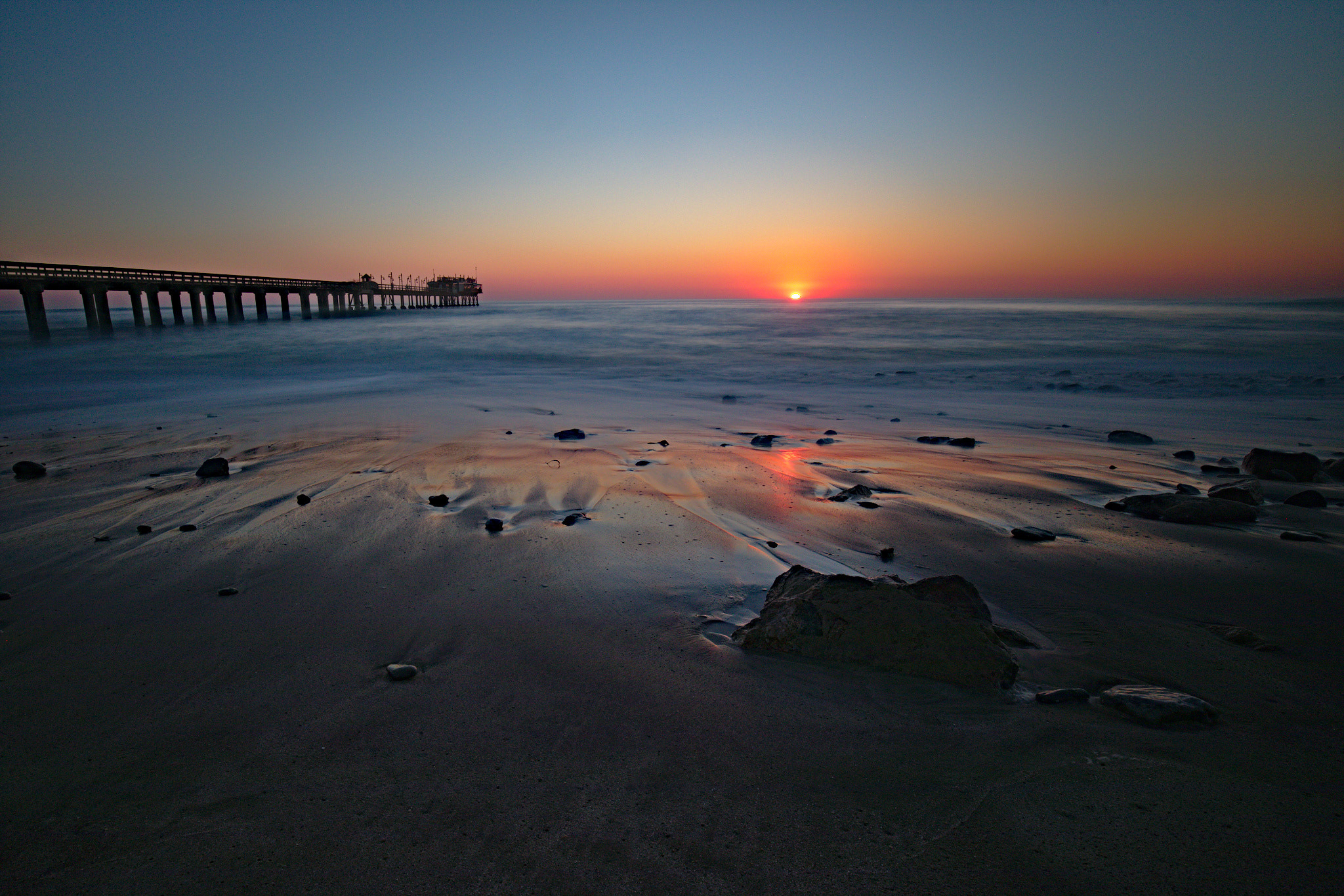 Canon EF 16-35mm F4L IS USM sample photo. Jetty (swakopmund, namibia) photography