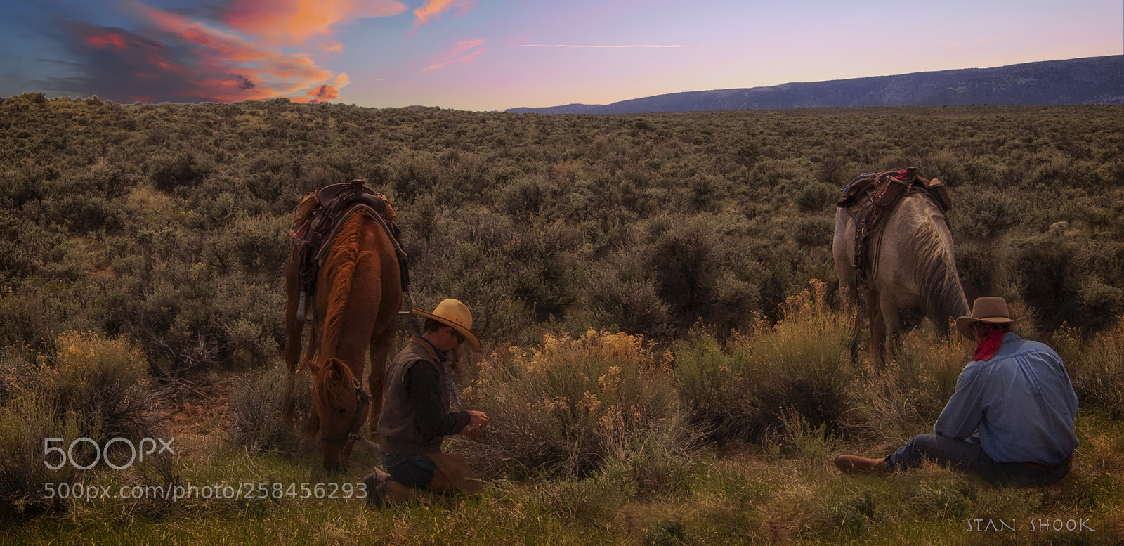 Canon EOS 6D Mark II sample photo. Sunset making camp photography