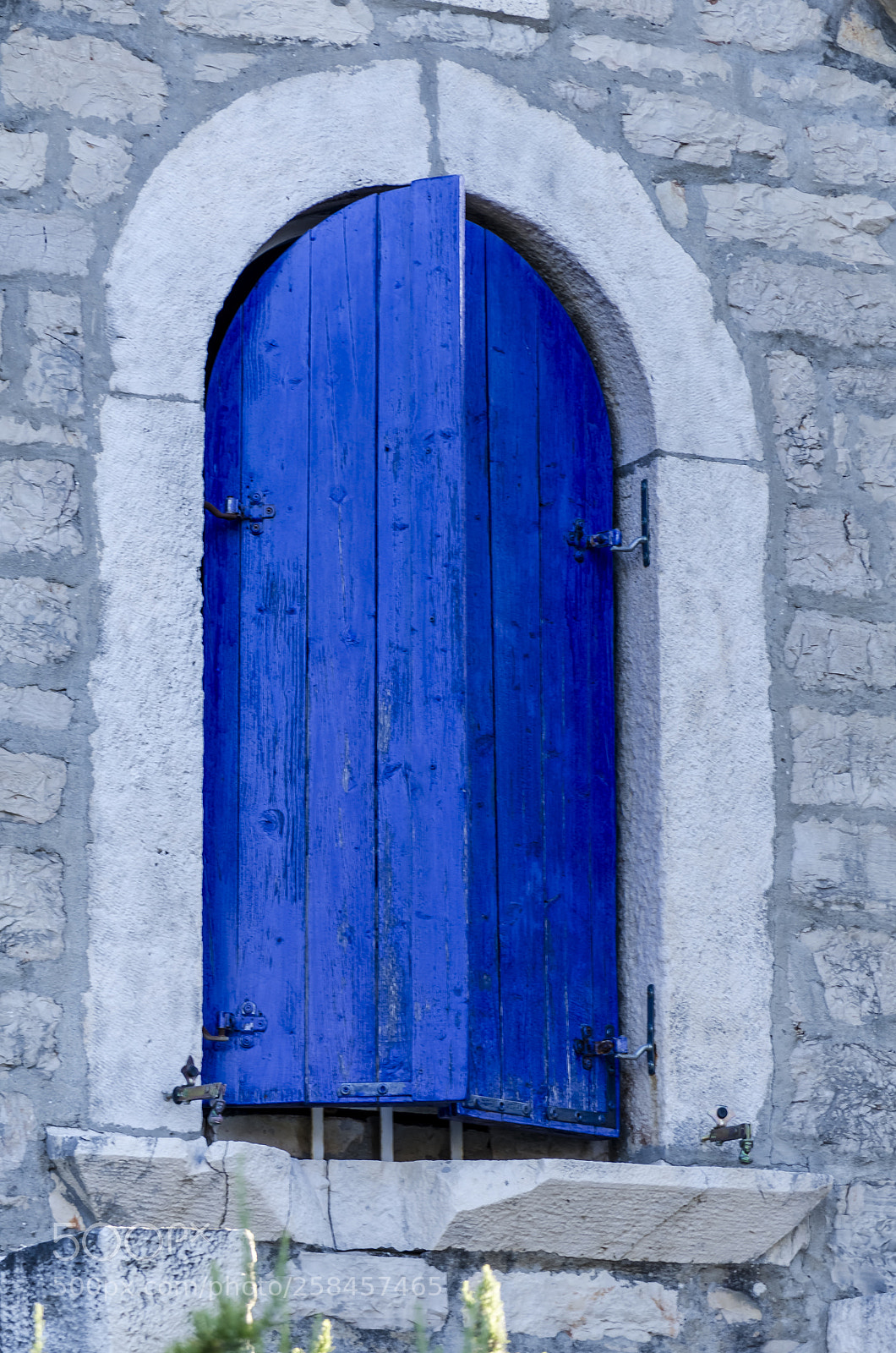 Nikon D7000 sample photo. All blue photography
